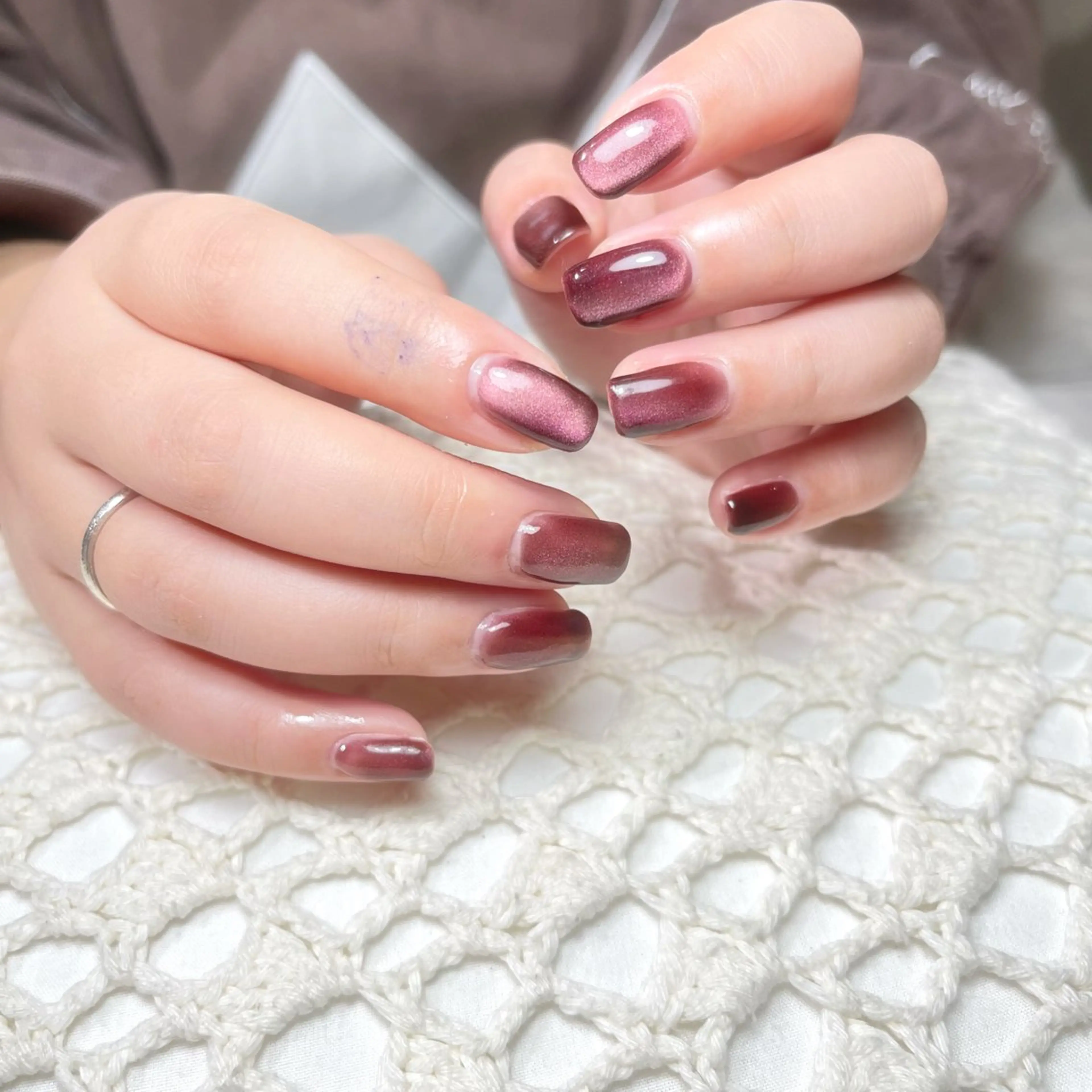 ネイル ボルドー ハンドネイル 谷本 萌のネイルデザイン