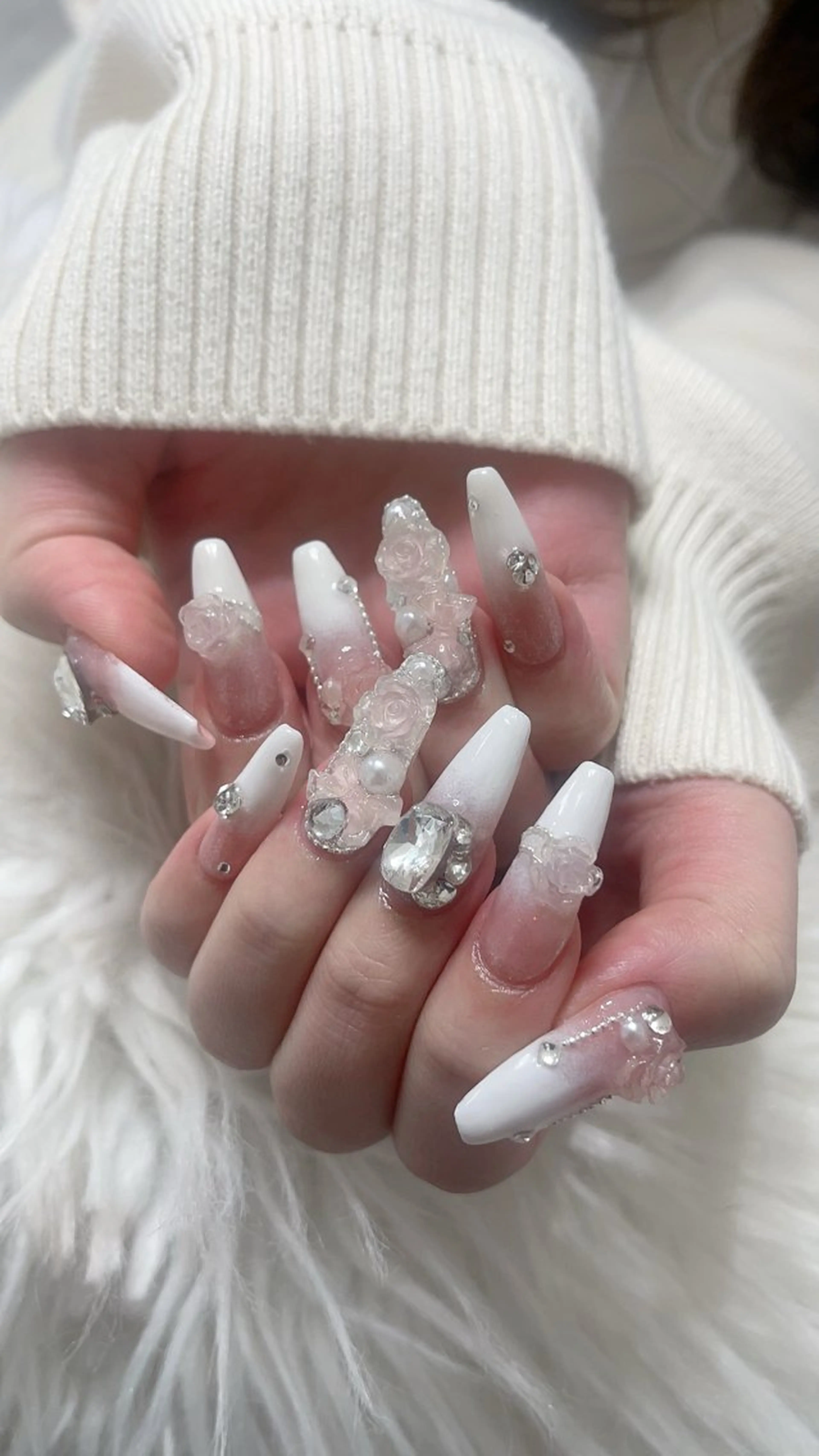 ネイル ハンドネイル 菲菲ネイルサロン所属・FF フィフィネイルサロンのネイルデザイン