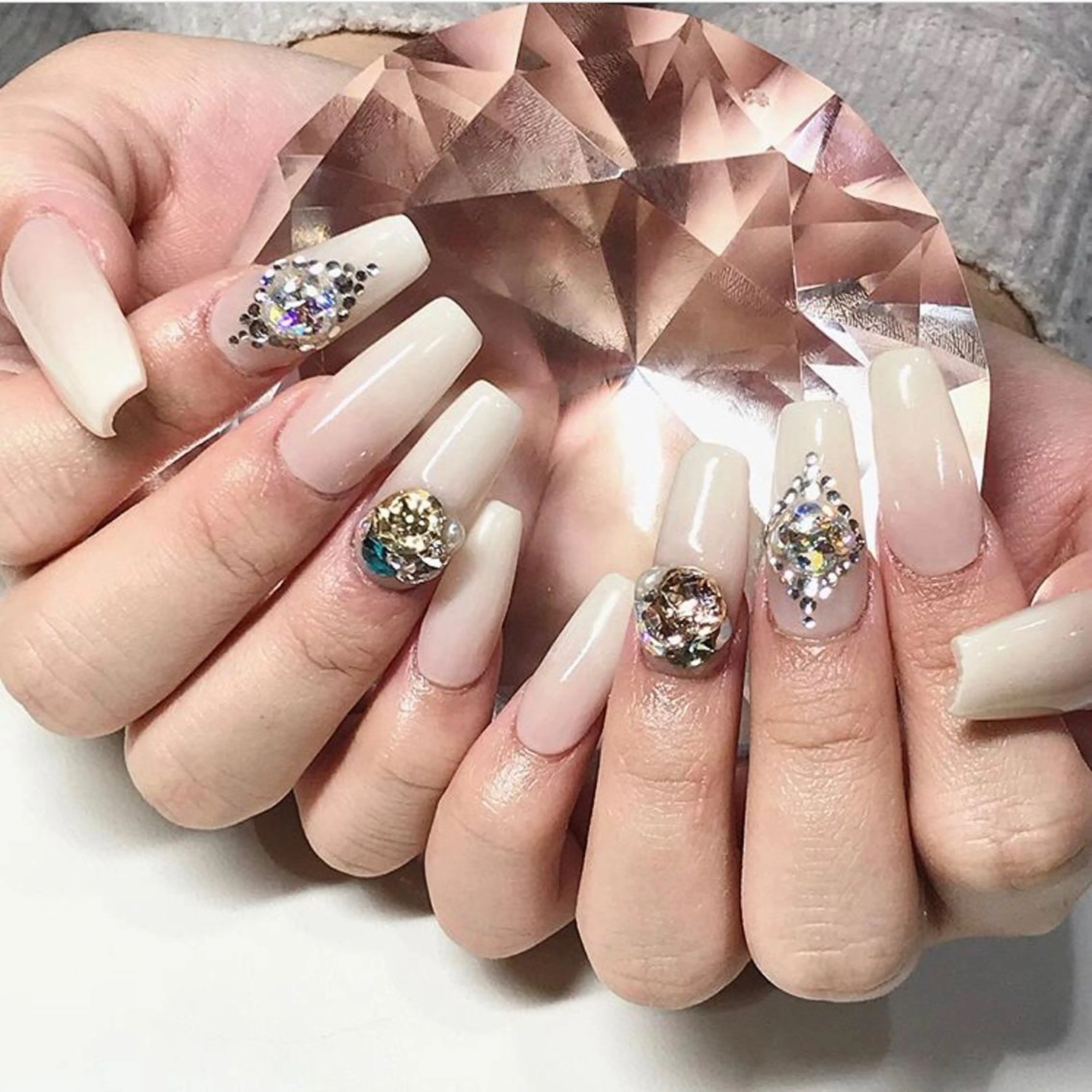 ネイル 渋谷ビュレネイル Kaoruのネイルデザイン