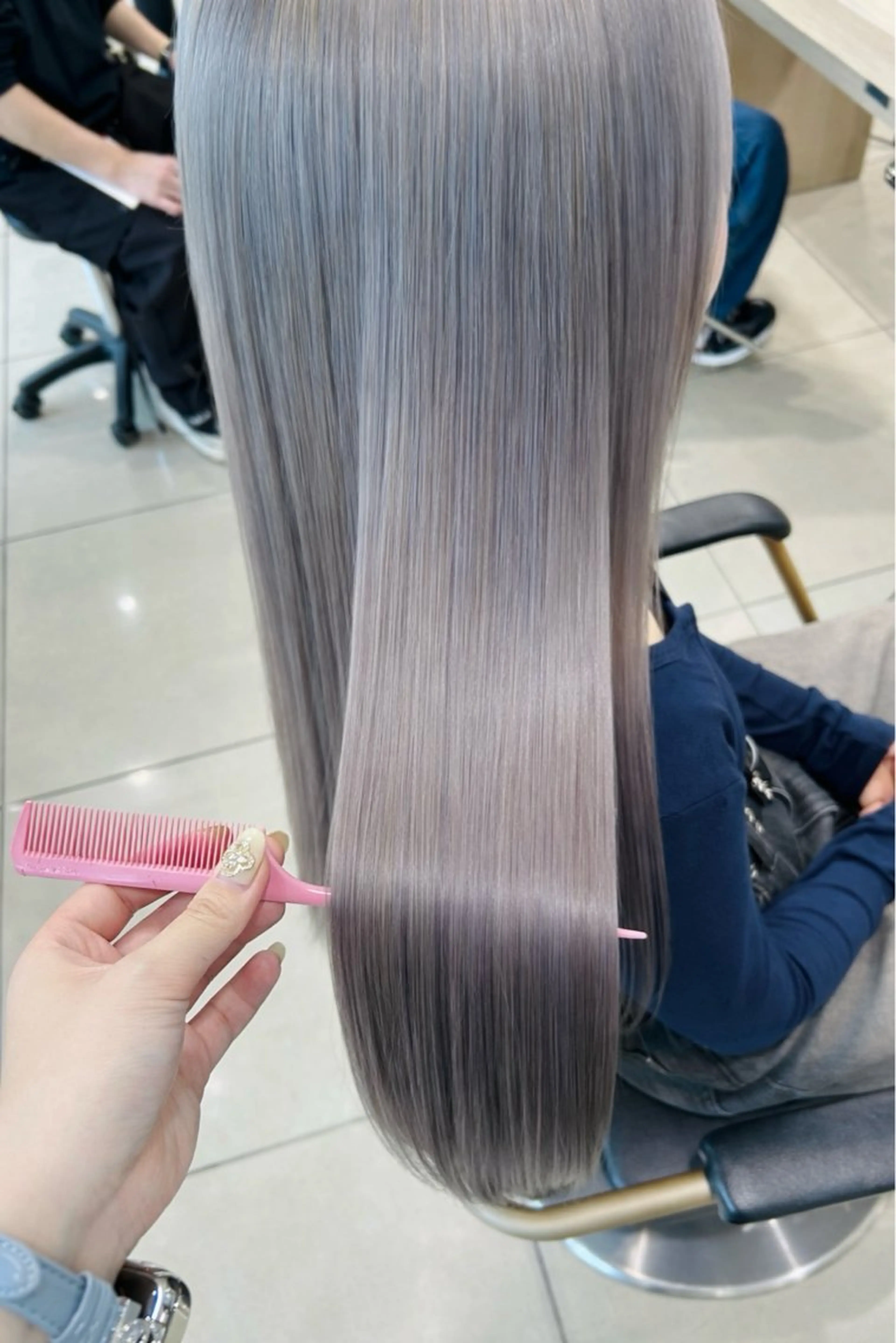 ロング カラー ヘアカラー 【🎀推し デザイン カラー】小池 雪奈のヘアスタイル