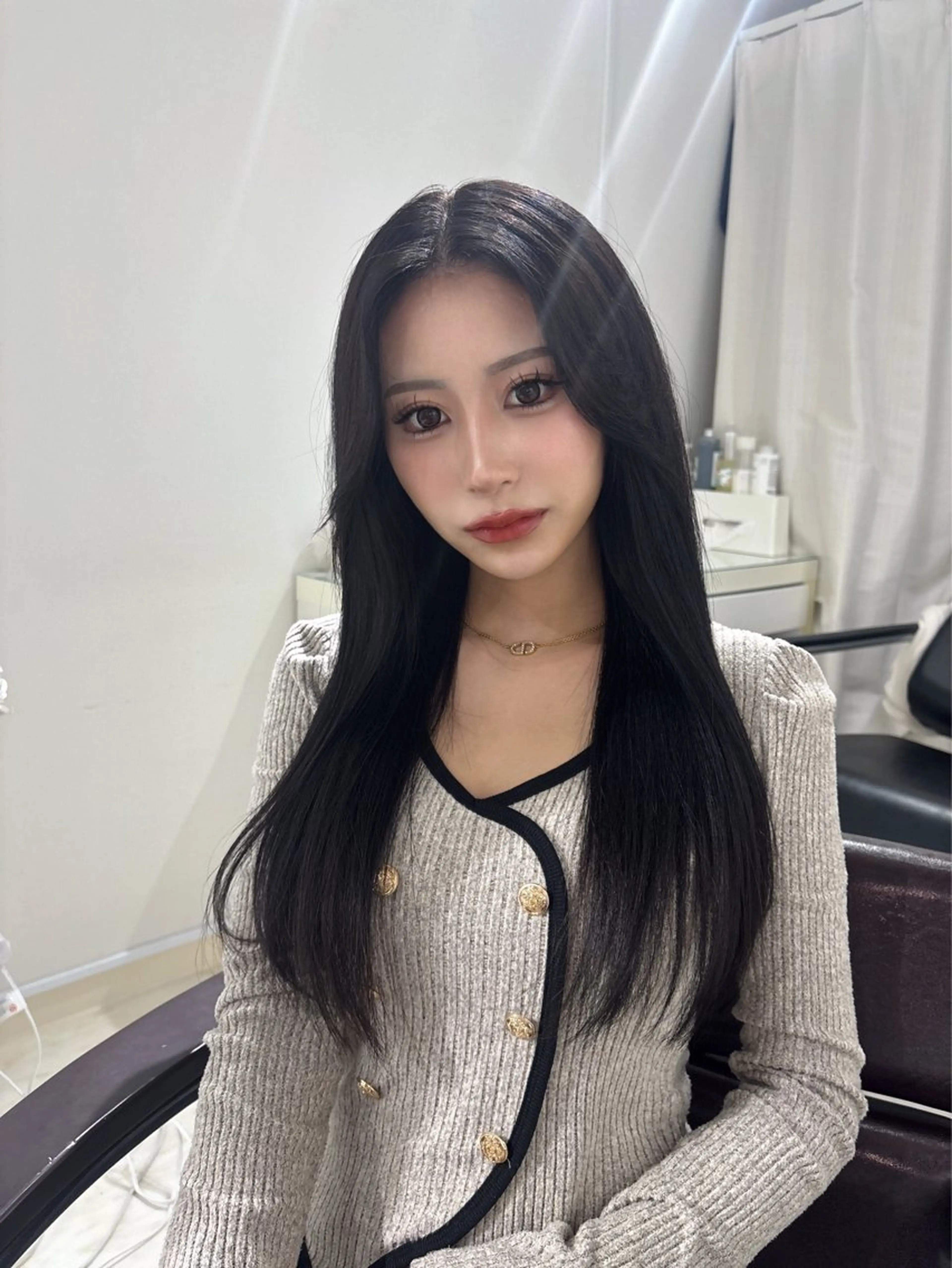 ロング カラー ブラウンカラー ハイトーンカラー 韓国風ヘア ヘアカラー トリートメント エクステ 【Diar】オーナー アキヨシケンタのヘアスタイル