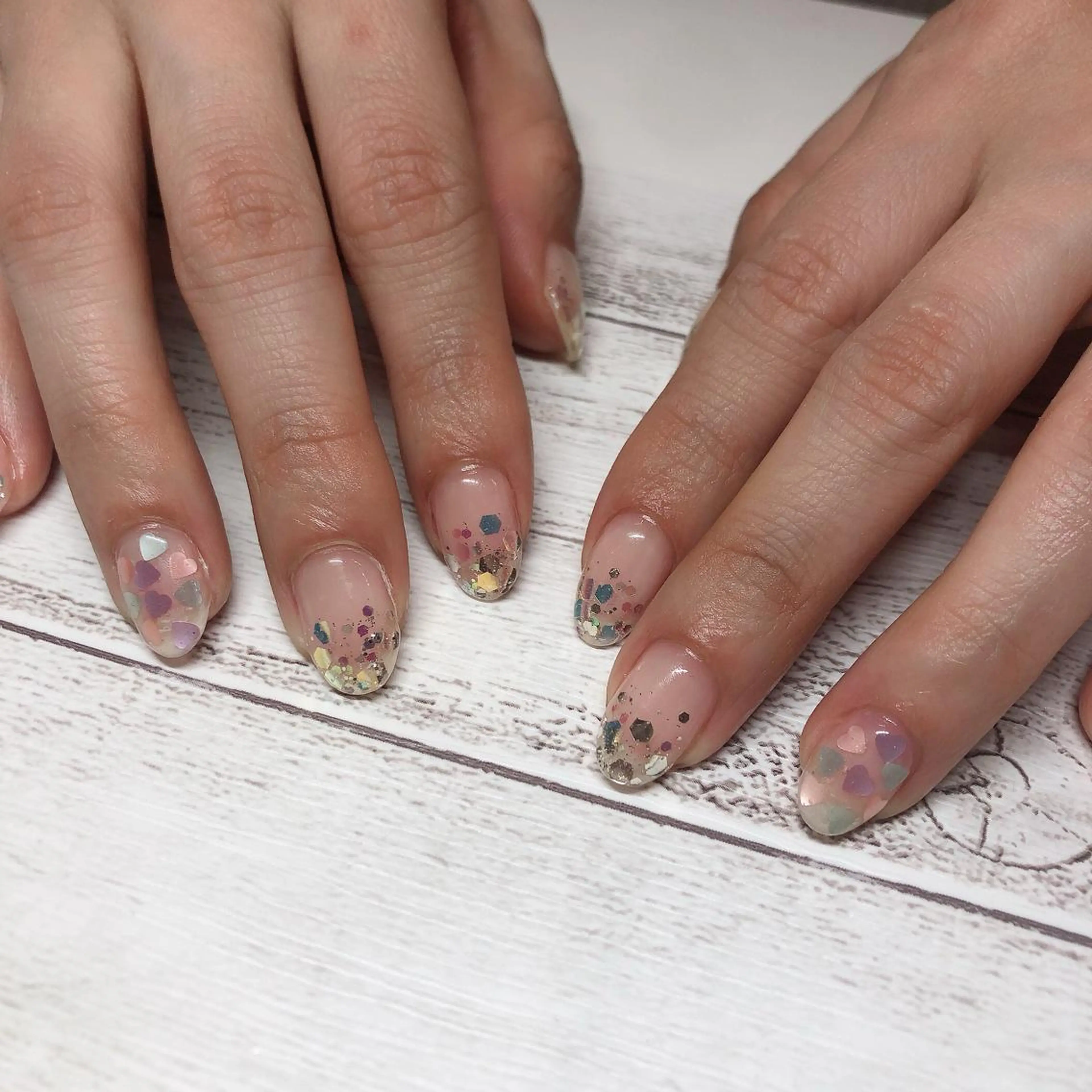 ネイル ハート キラキラネイル Viva!tip所属・Viva!tip ビバティップネイルのネイルデザイン