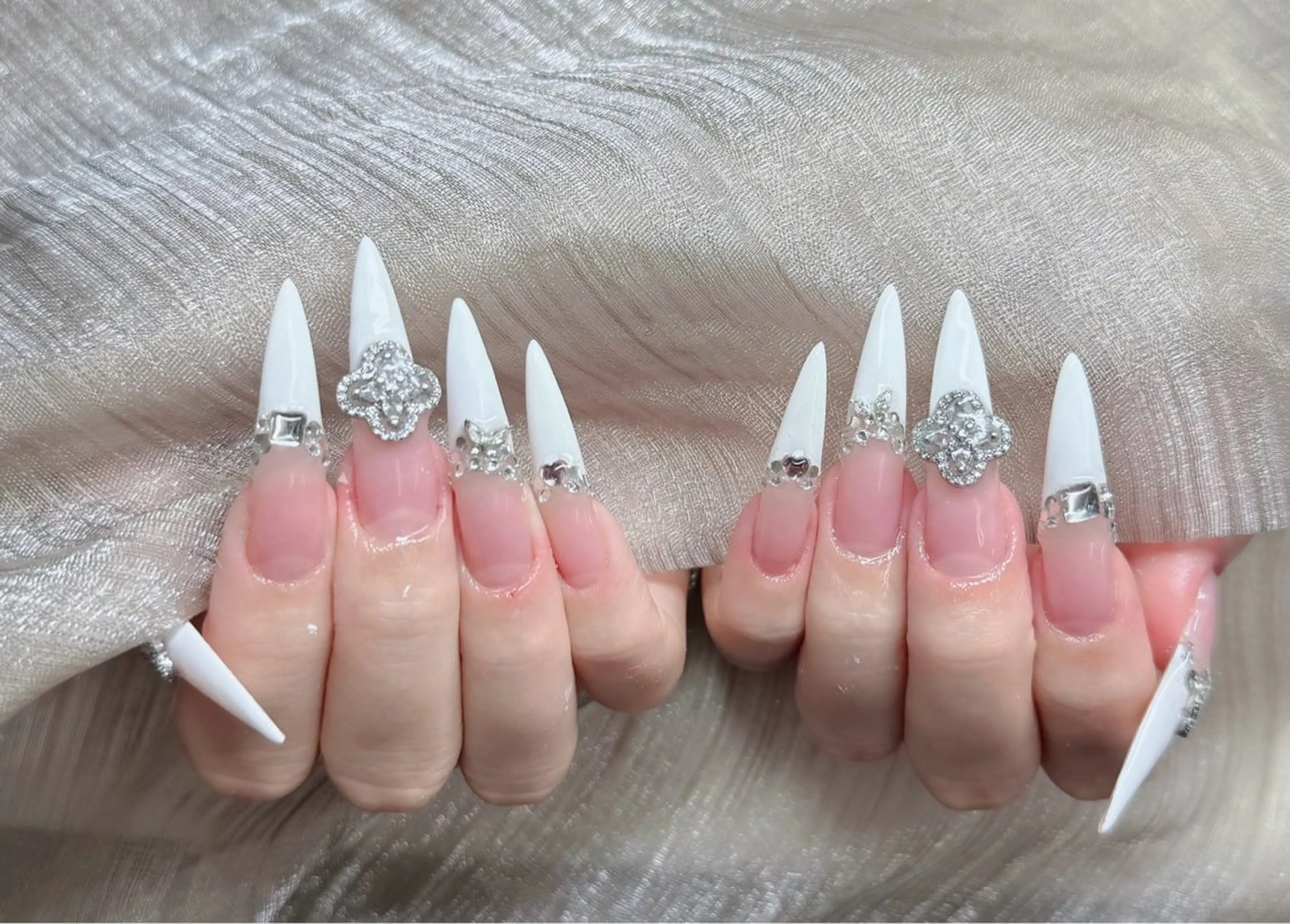 🔥[No1]ネイルチップ10本長さだし＋デザインやり。パーツつけ放題❤️の写真