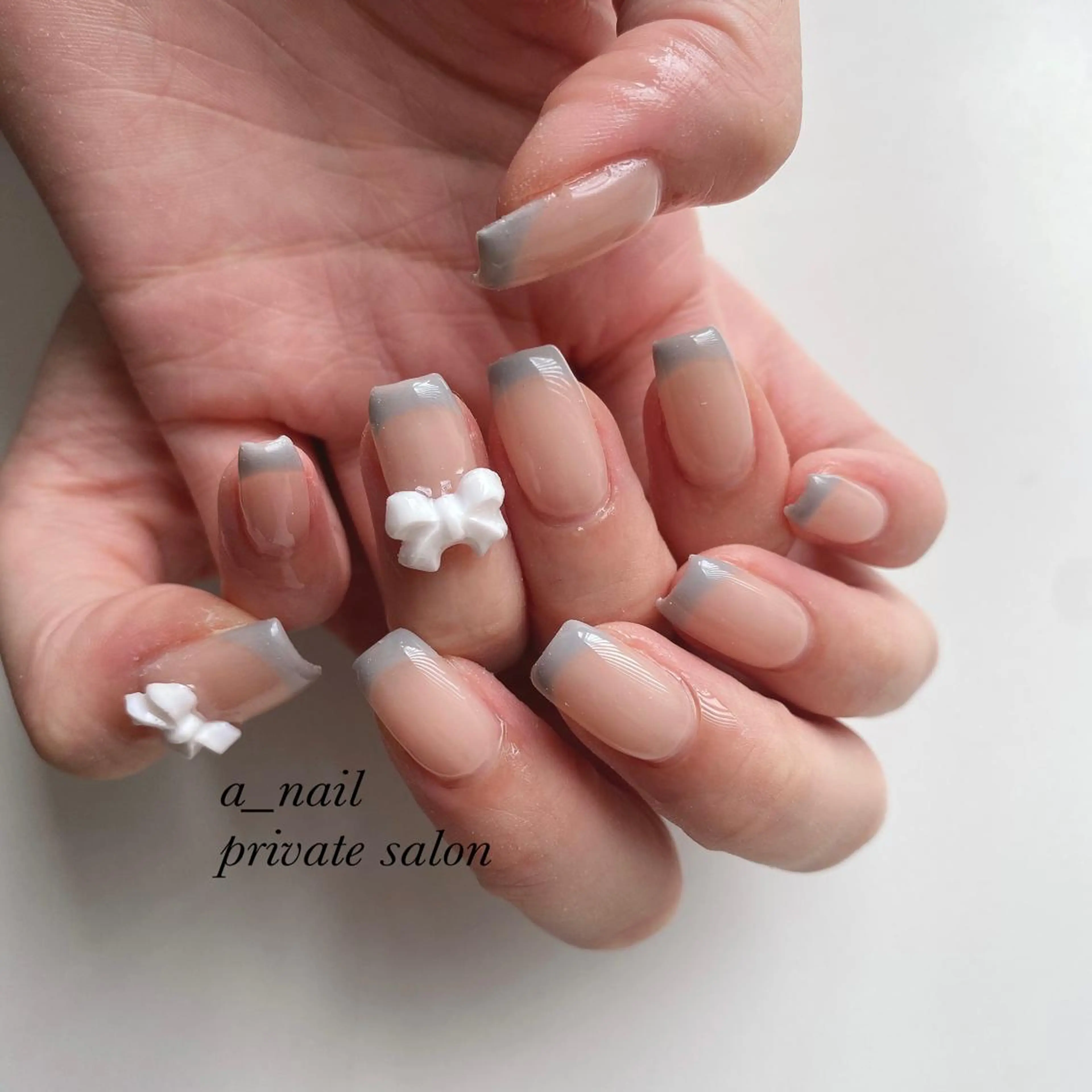 ネイル アニマル柄 フレンチネイル ジェルネイル 氷ネイル・うるうるネイル レース 菅 恵奈のネイルデザイン
