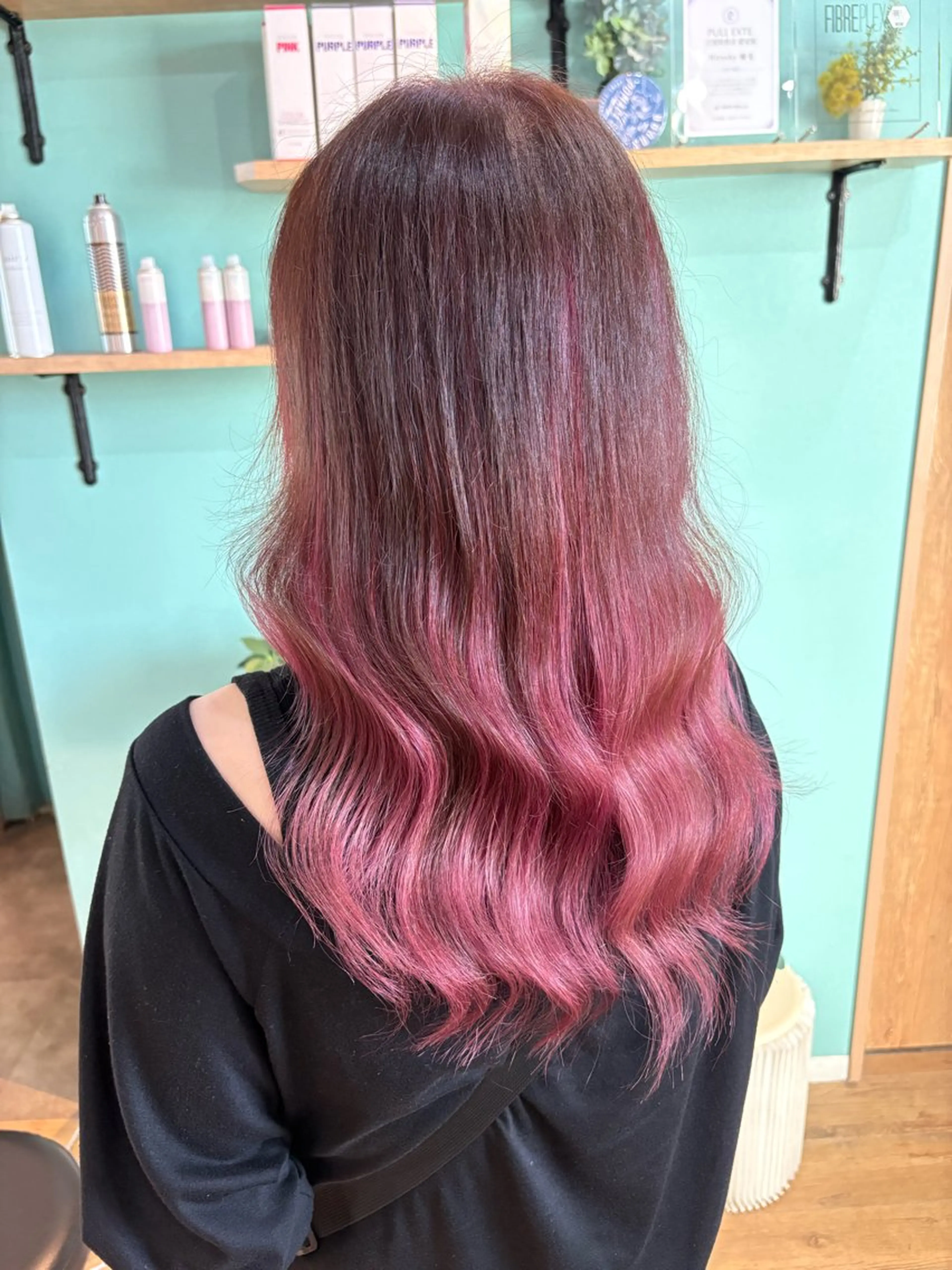 ミディアム カラー ブラウンカラー デザインカラー インナーカラー ピンクカラー ピンクブラウン 🩵ReiNa 🩵のヘアスタイル