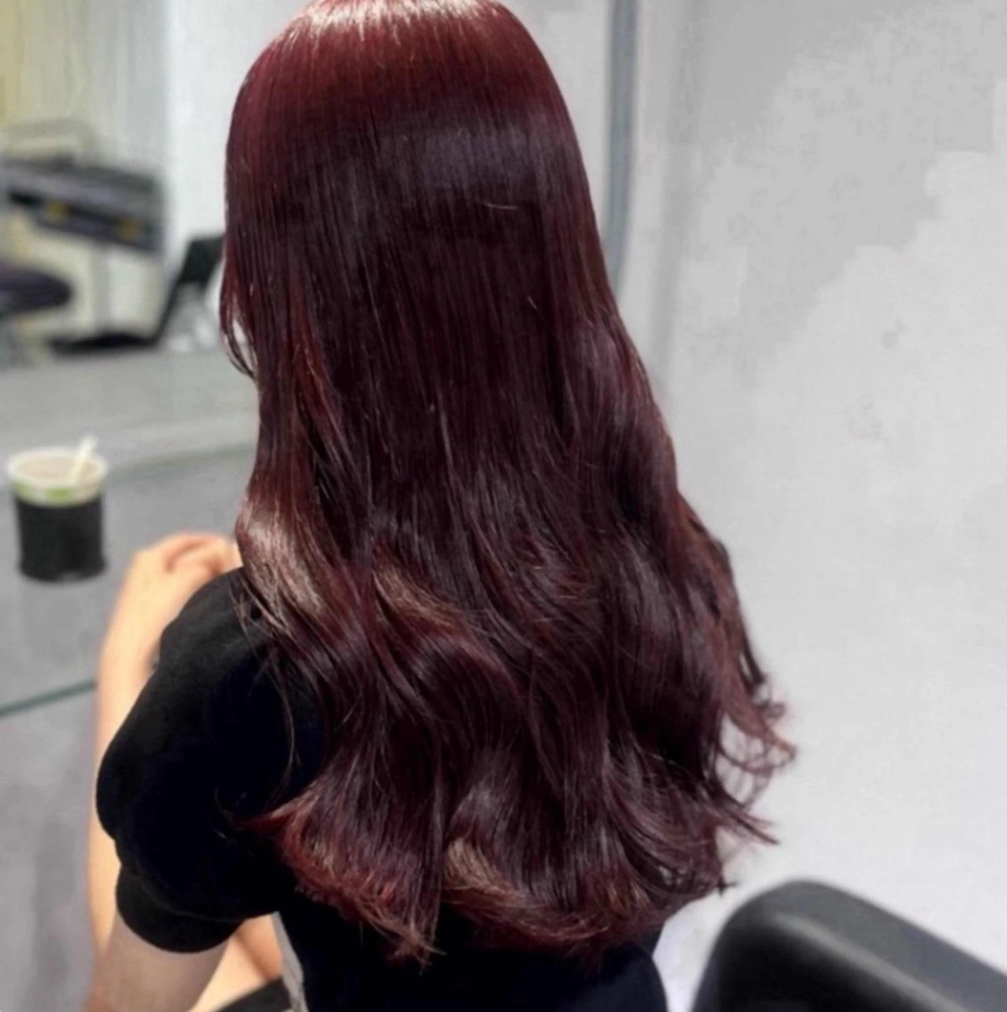 ロング カラー 🫧うる艶トレンド 🫧透明感カラーのヘアスタイル