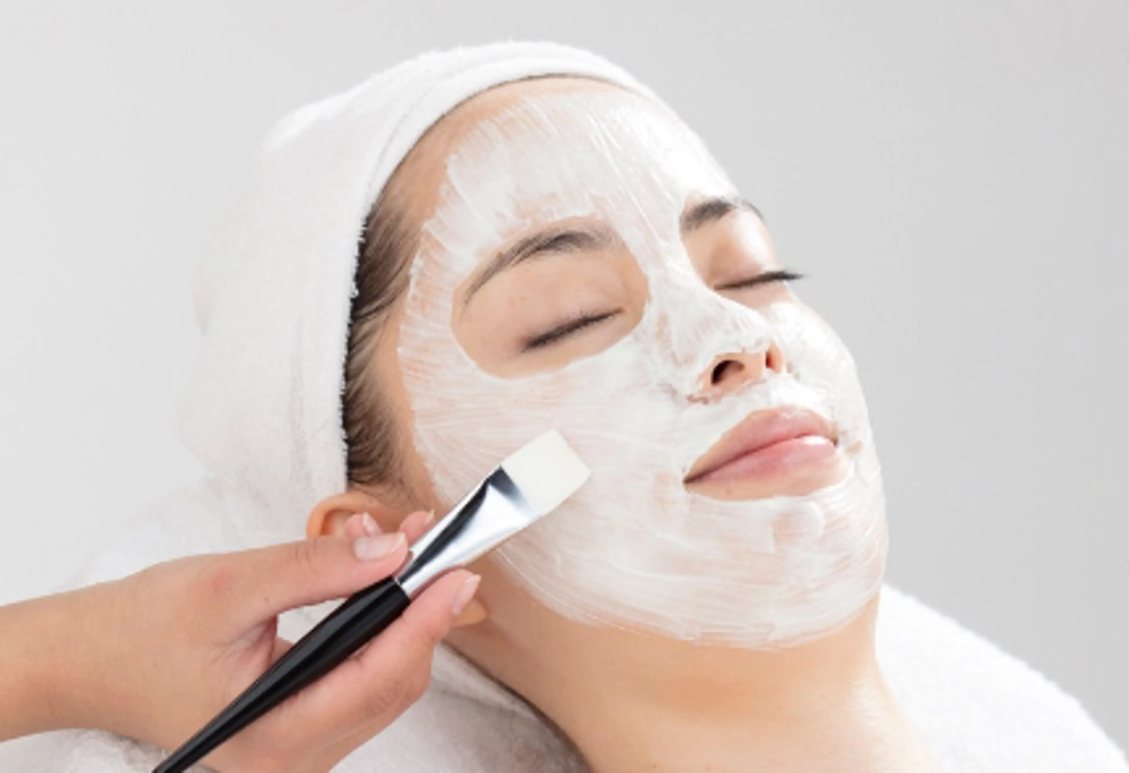 【大人気✨】お肌もちっツルっ🫧トラブル別集中ベッドエステ(肌質別パック+トラブル別パック付き)※メイク付き💄の写真