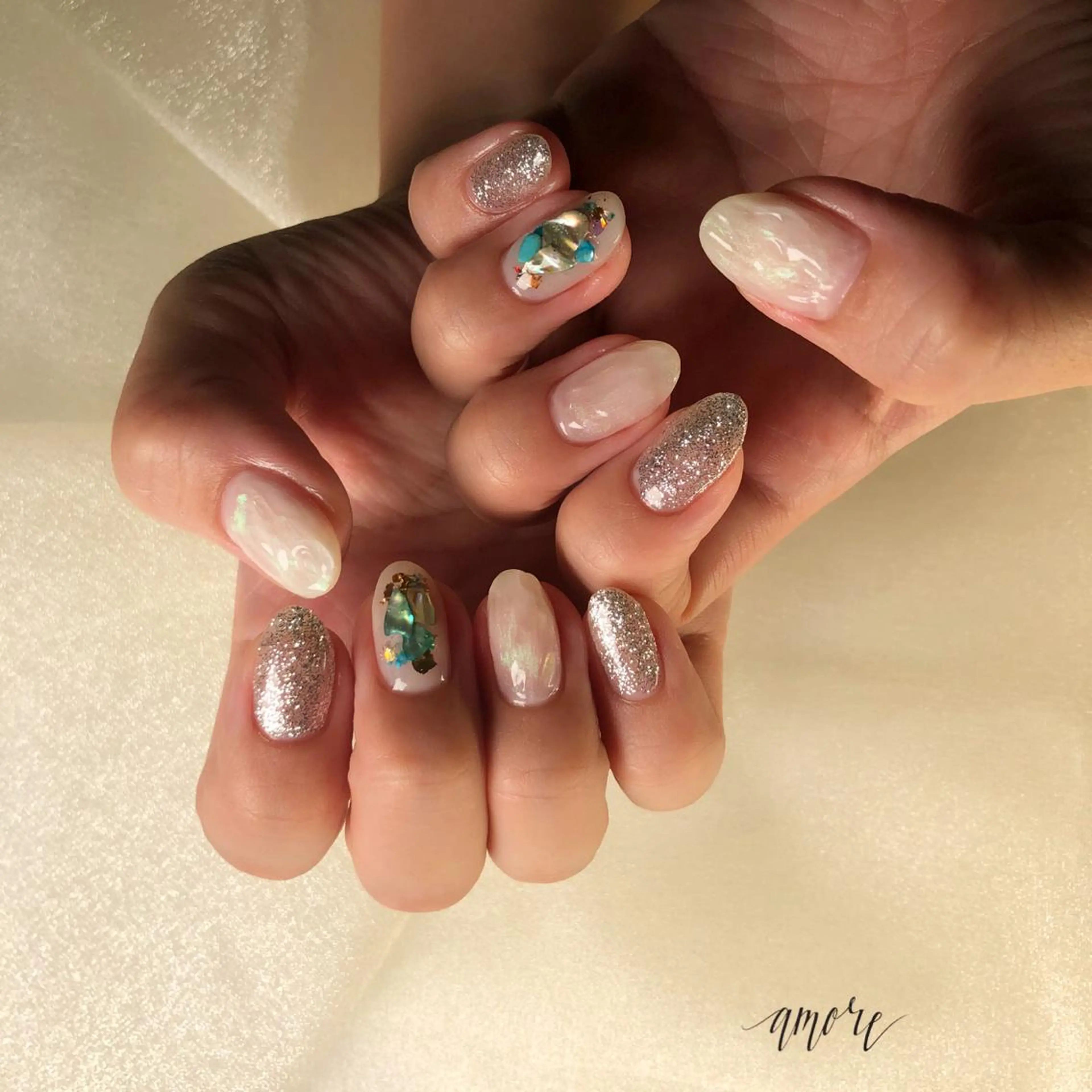 ネイル ジェルネイル 氷ネイル・うるうるネイル マグネットネイル ミラーネイル ニュアンスネイル You kyehwaのネイルデザイン