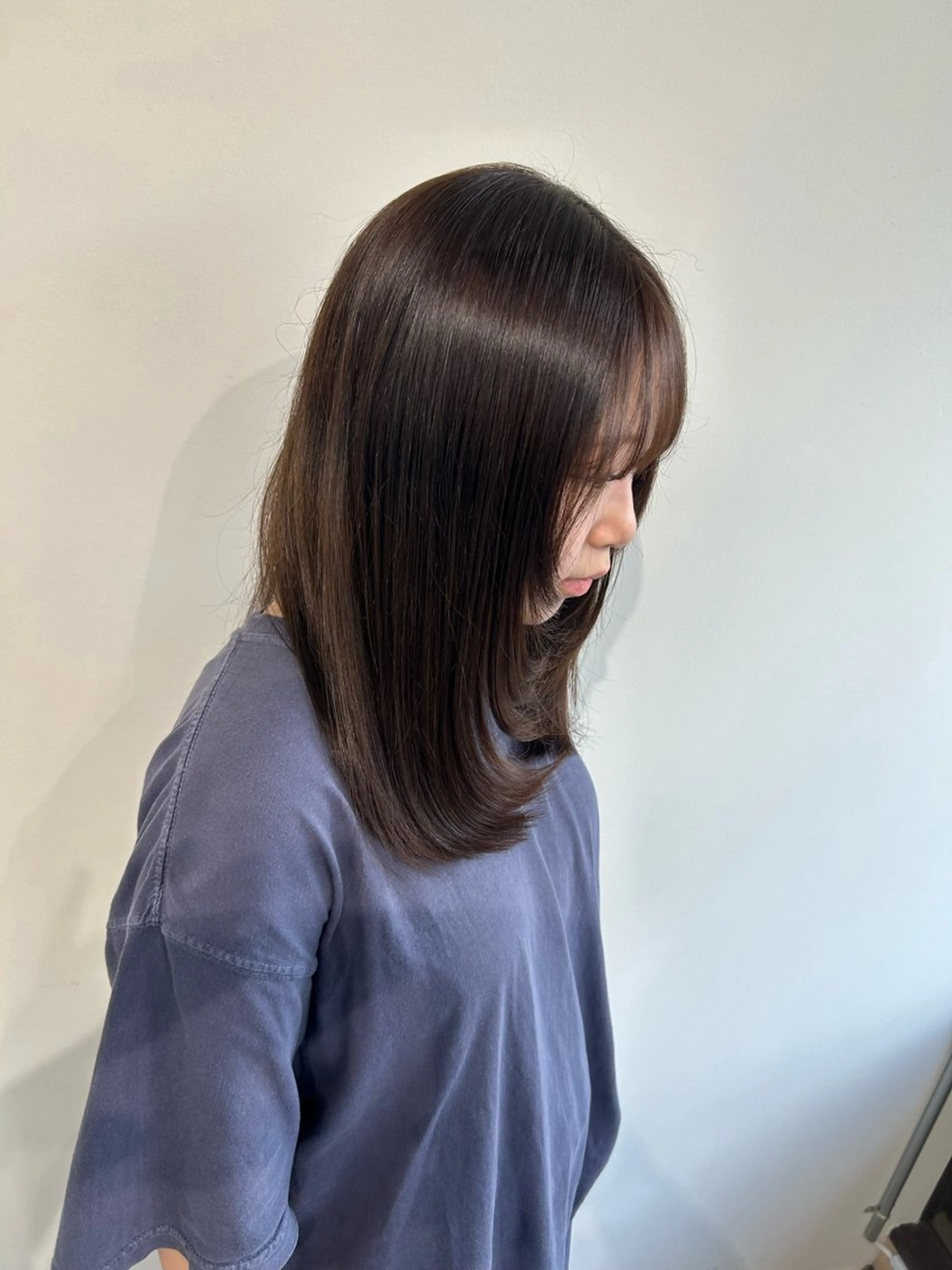 ミディアム カラー カット ヘアカラー トリートメント ベージュ/ダブルカラ ー/新潟駅/青柳萌果のヘアスタイル