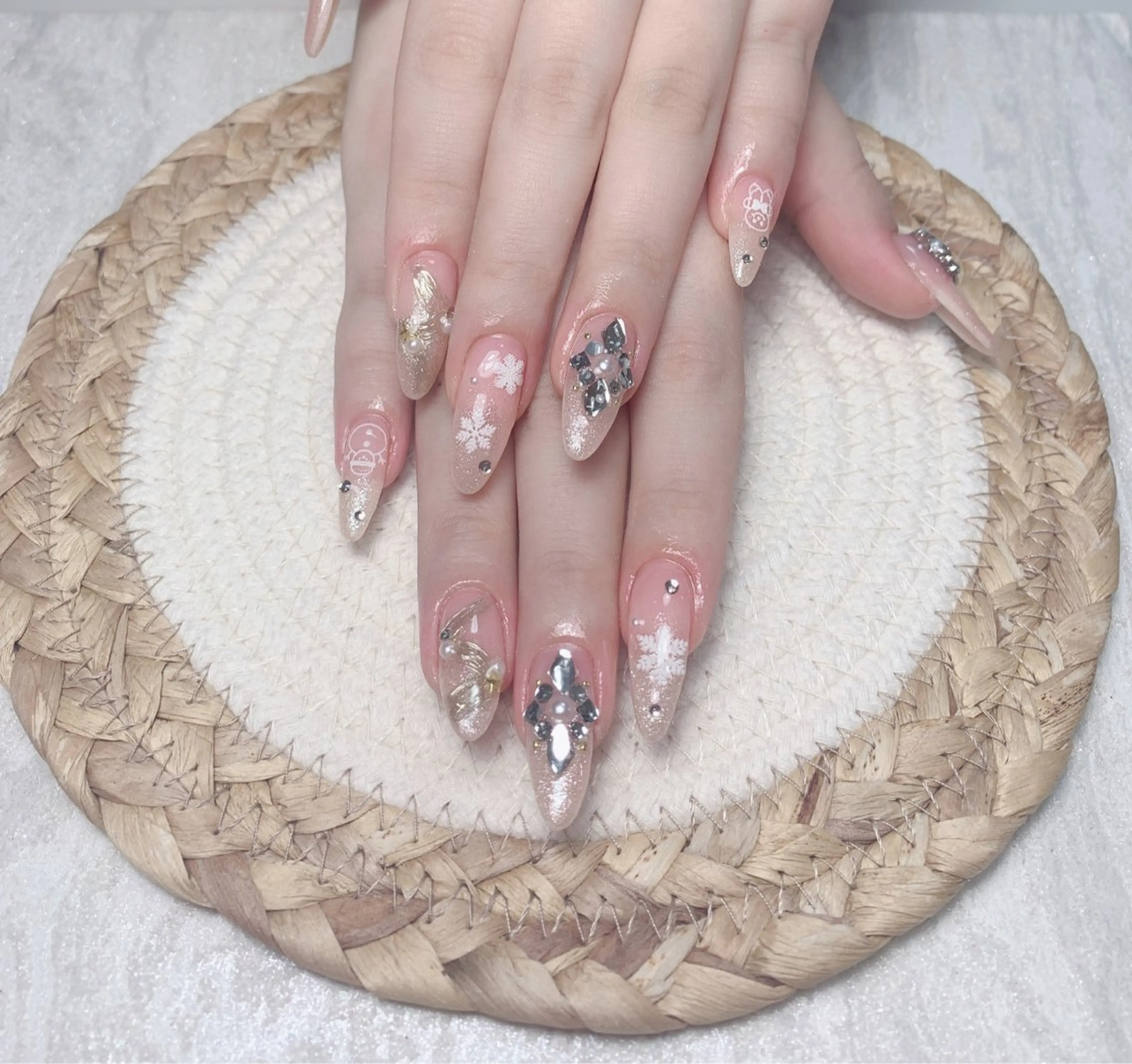 ネイル ハンドネイル uuネイルサロン所属・uu ネイルサロン関内🌼のネイルデザイン