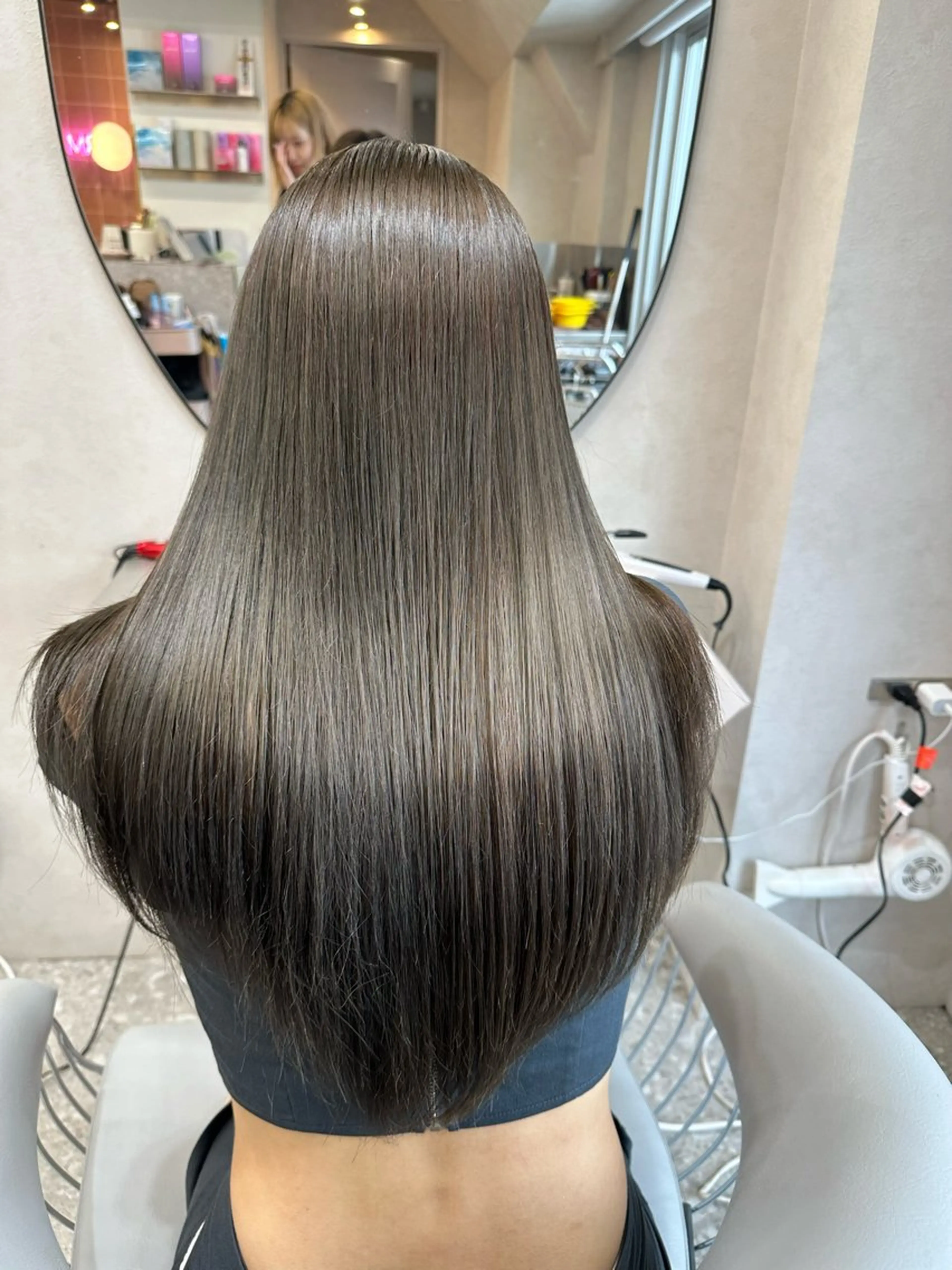 ロング シールエクステ エクステ 顔周りカット ハッシュカット ハイライト カット ヘアカラー トリートメント 新宿/韓国レイヤー/ 髪質改善/佐藤航のヘアスタイル