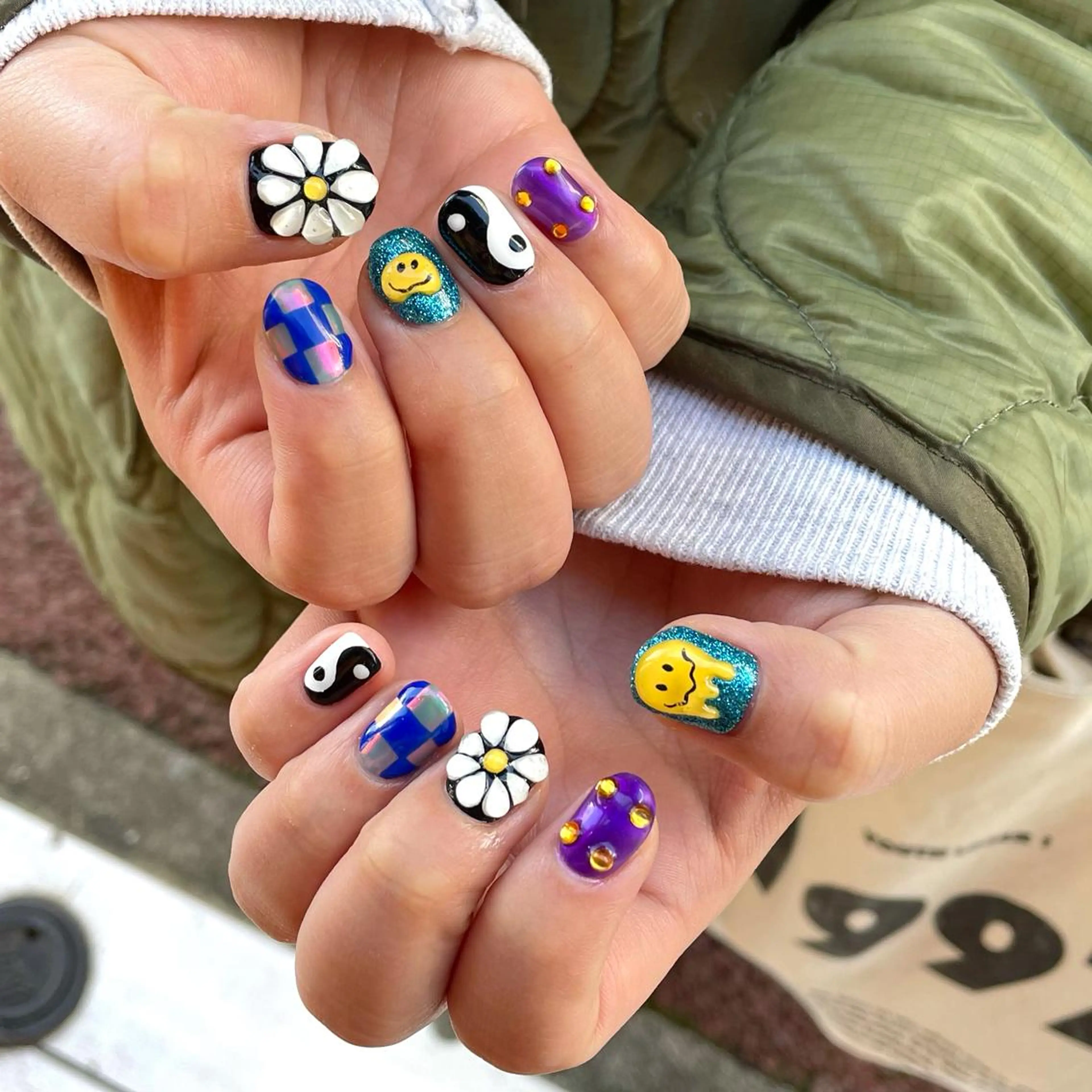 ネイル ハンドネイル 新井 ひなののネイルデザイン