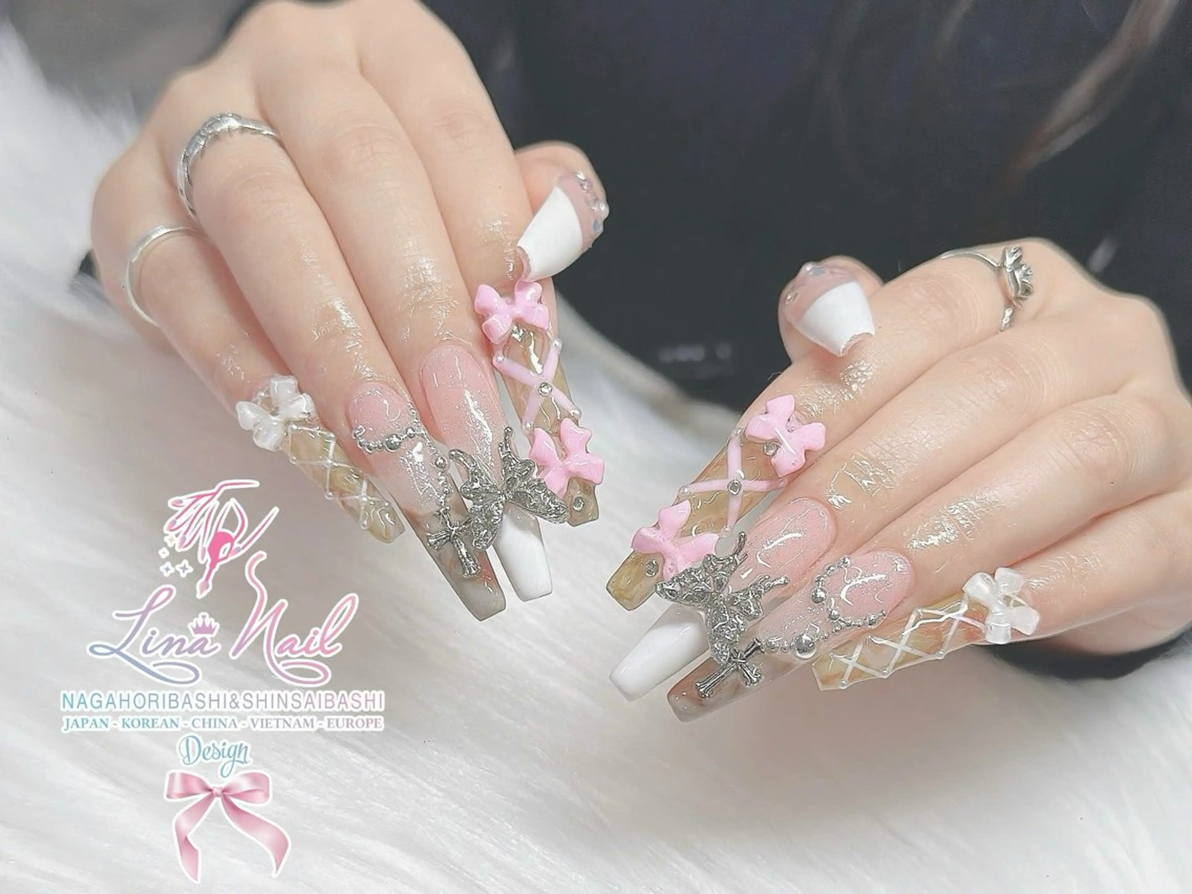 ロング 韓国風ヘア ロング クリスマス 79Linanailnamba所属・Linanail Nambaのネイルデザイン