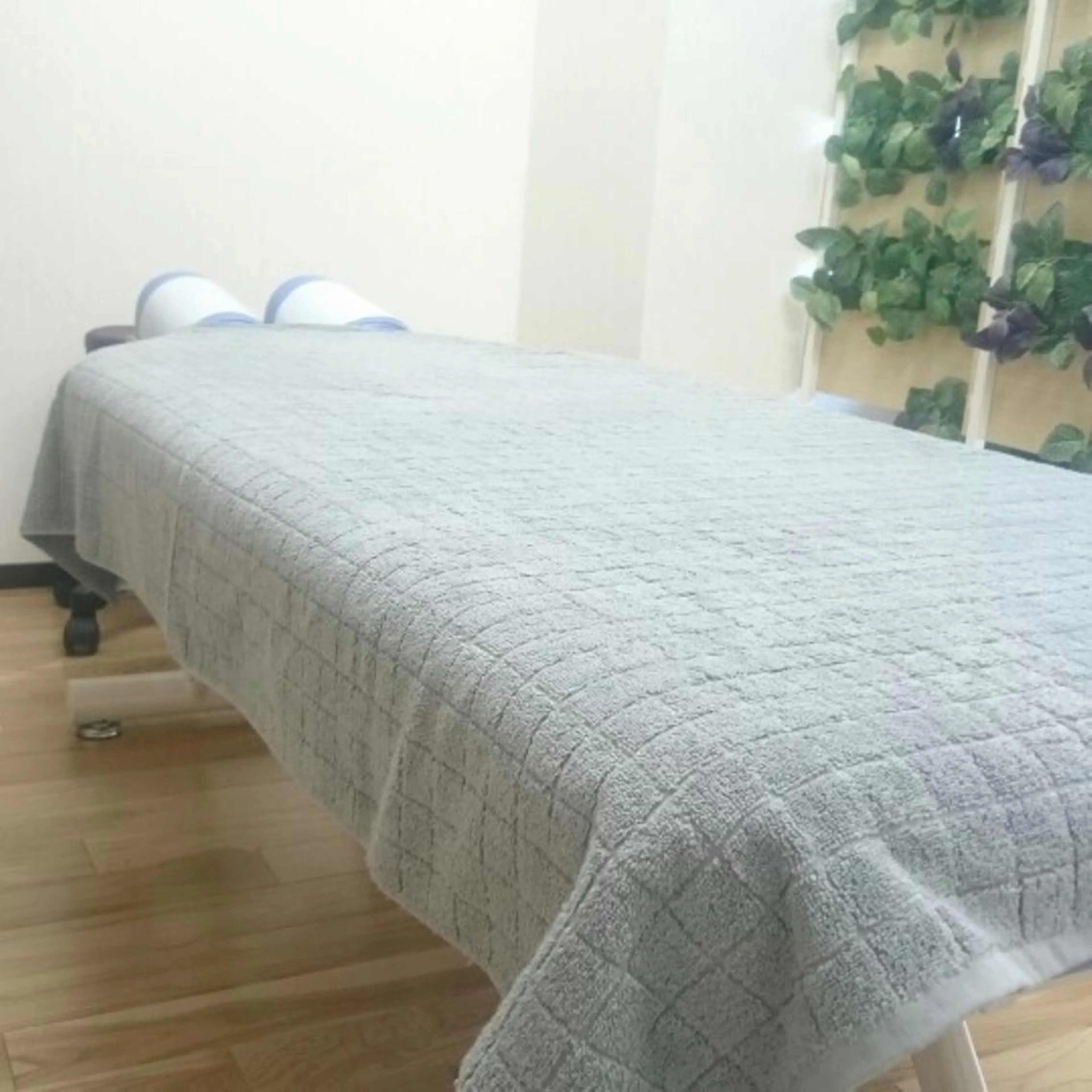 小顔矯正 頭痛専門のブライト整体 所属・ブライト整体 〜1人整体.完全予約のエステ・リラクイメージ