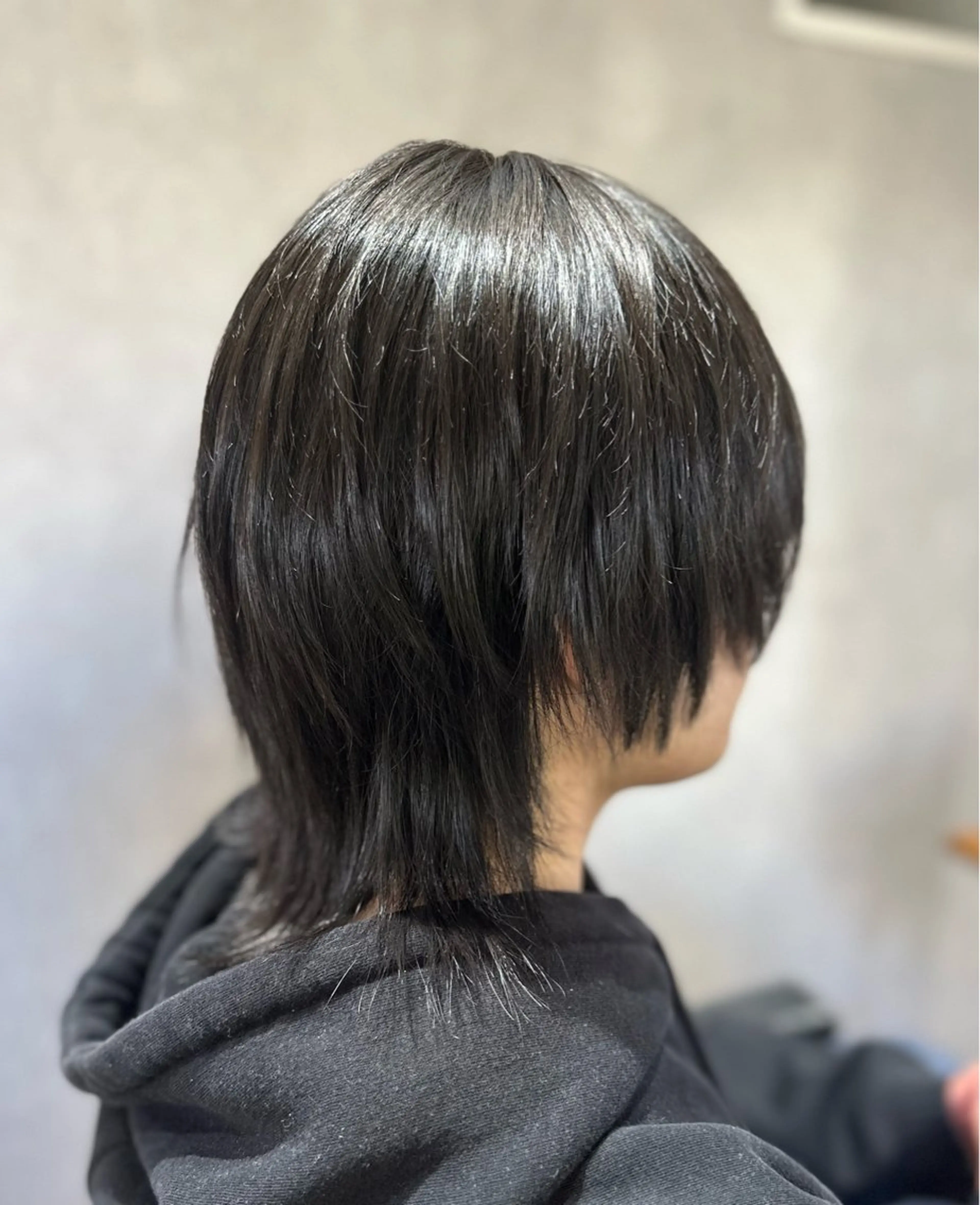 ミディアム カット 縮毛矯正 ✂️秋葉原 🤍YURI🤍のヘアスタイル