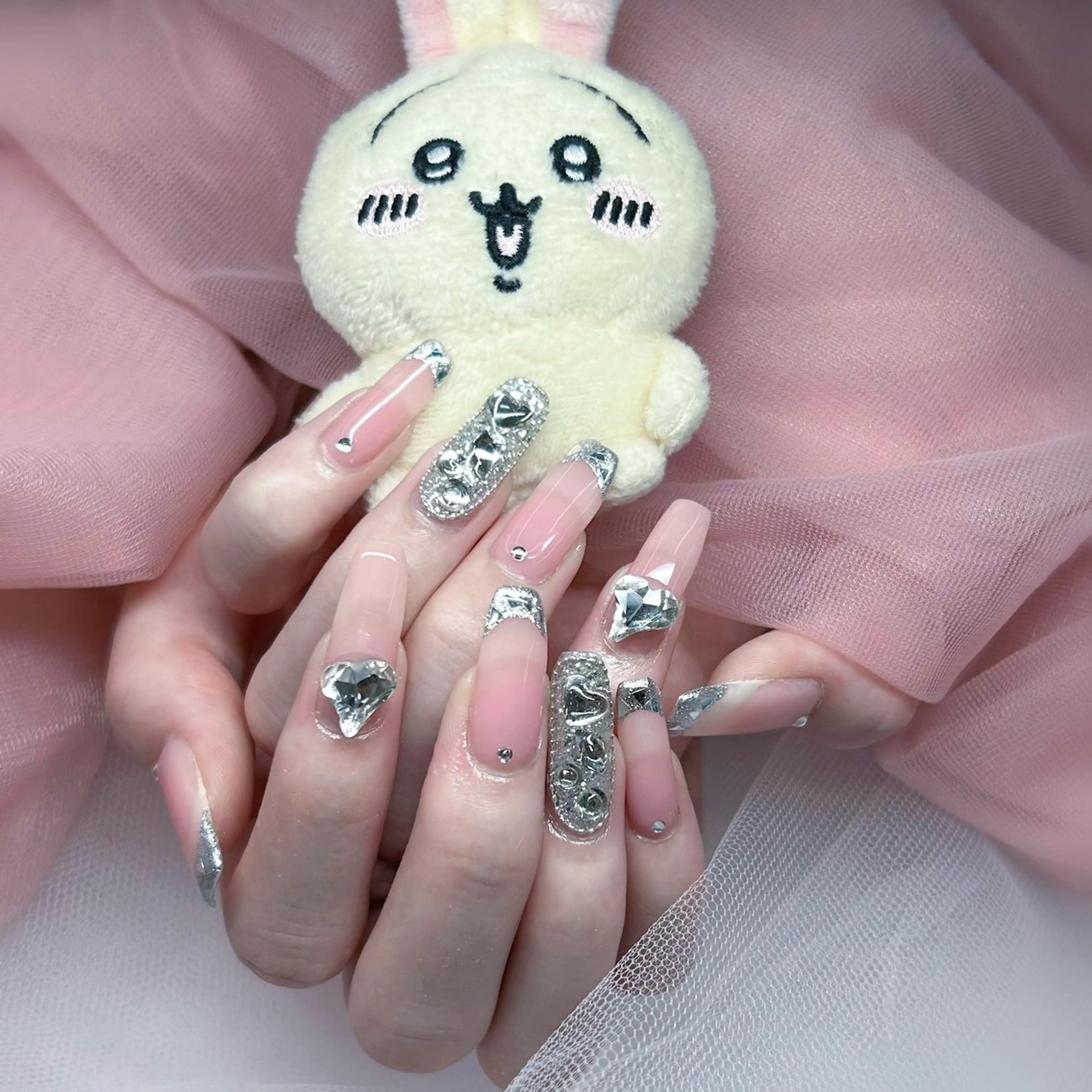 ネイル ハンドネイル 𝑌𝑈𝑈𝐾𝐴 /ワンホン/量産型のネイルデザイン