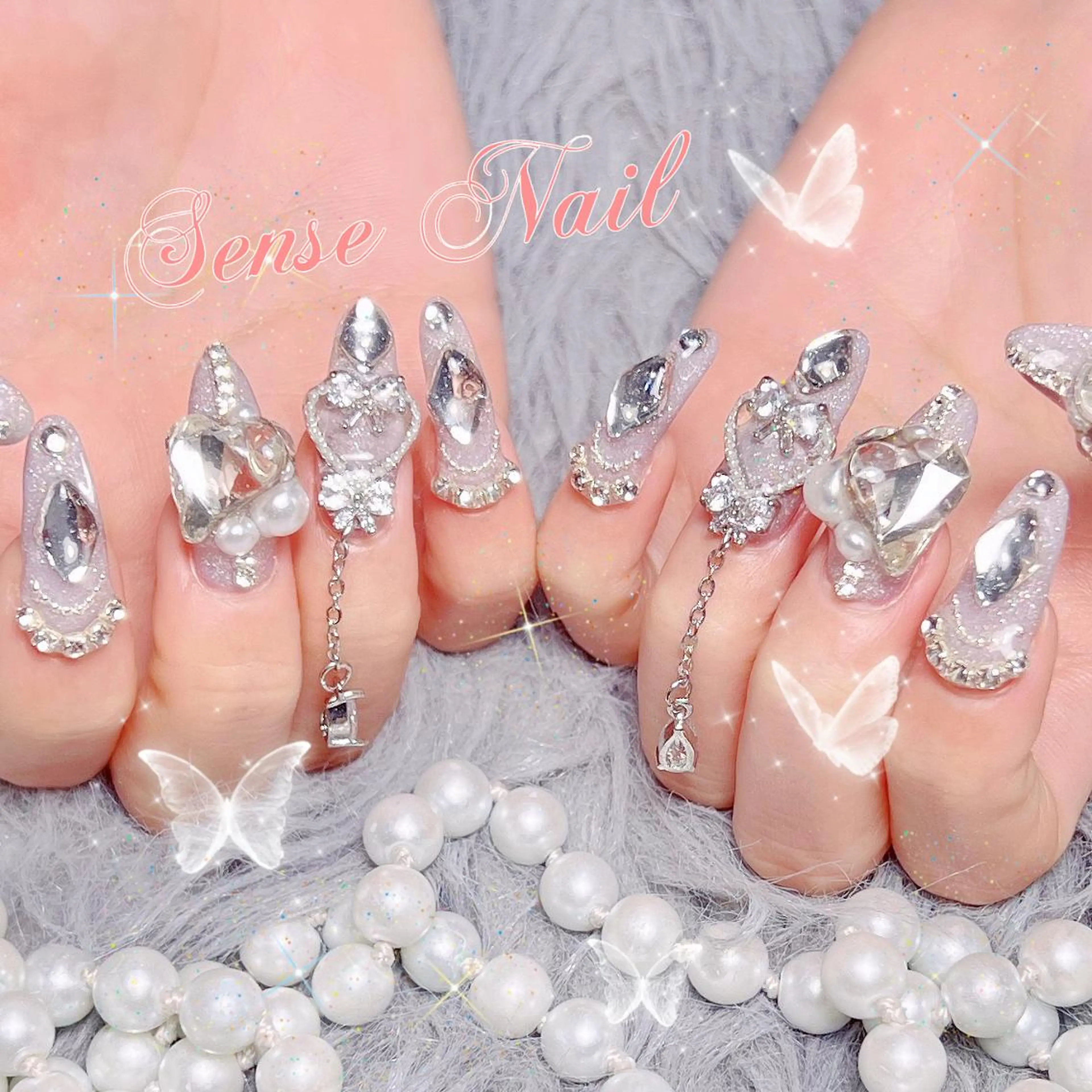 💞ハンド✨✨150分持ち込みデザイン¥10800(最高級パーツ、ゴテゴテデザインOK!)の写真