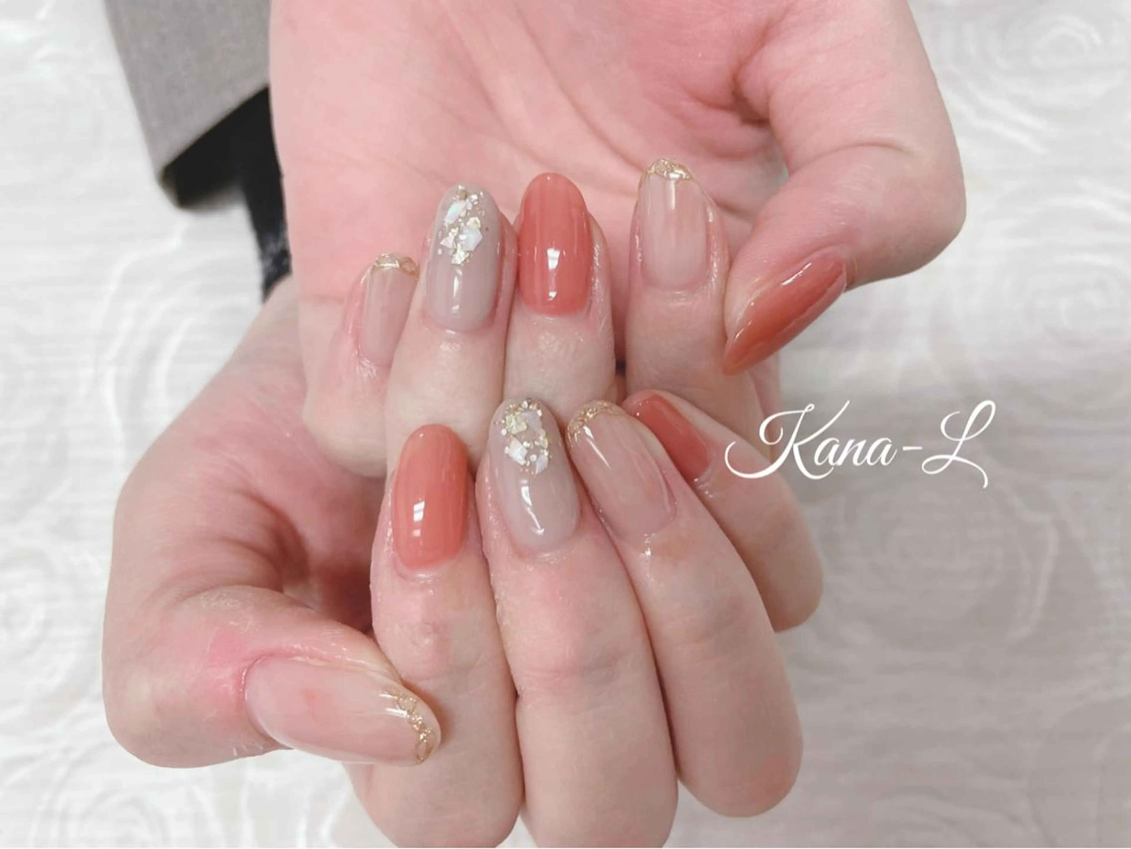 カラー ネイル オフィスネイル シンプルネイル 芦辺 香奈のネイルデザイン
