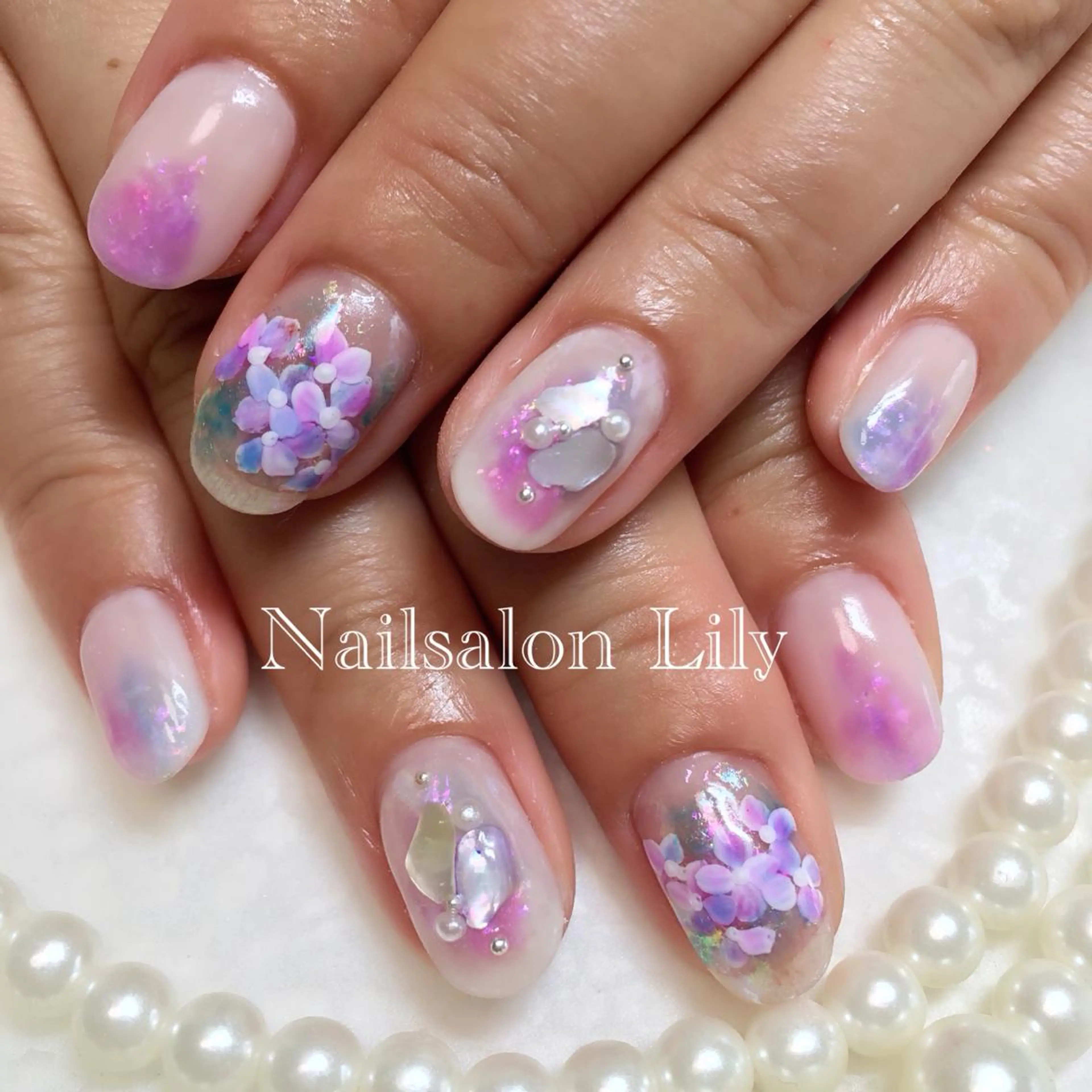 ネイル Nailsalon Lilyのネイルデザイン