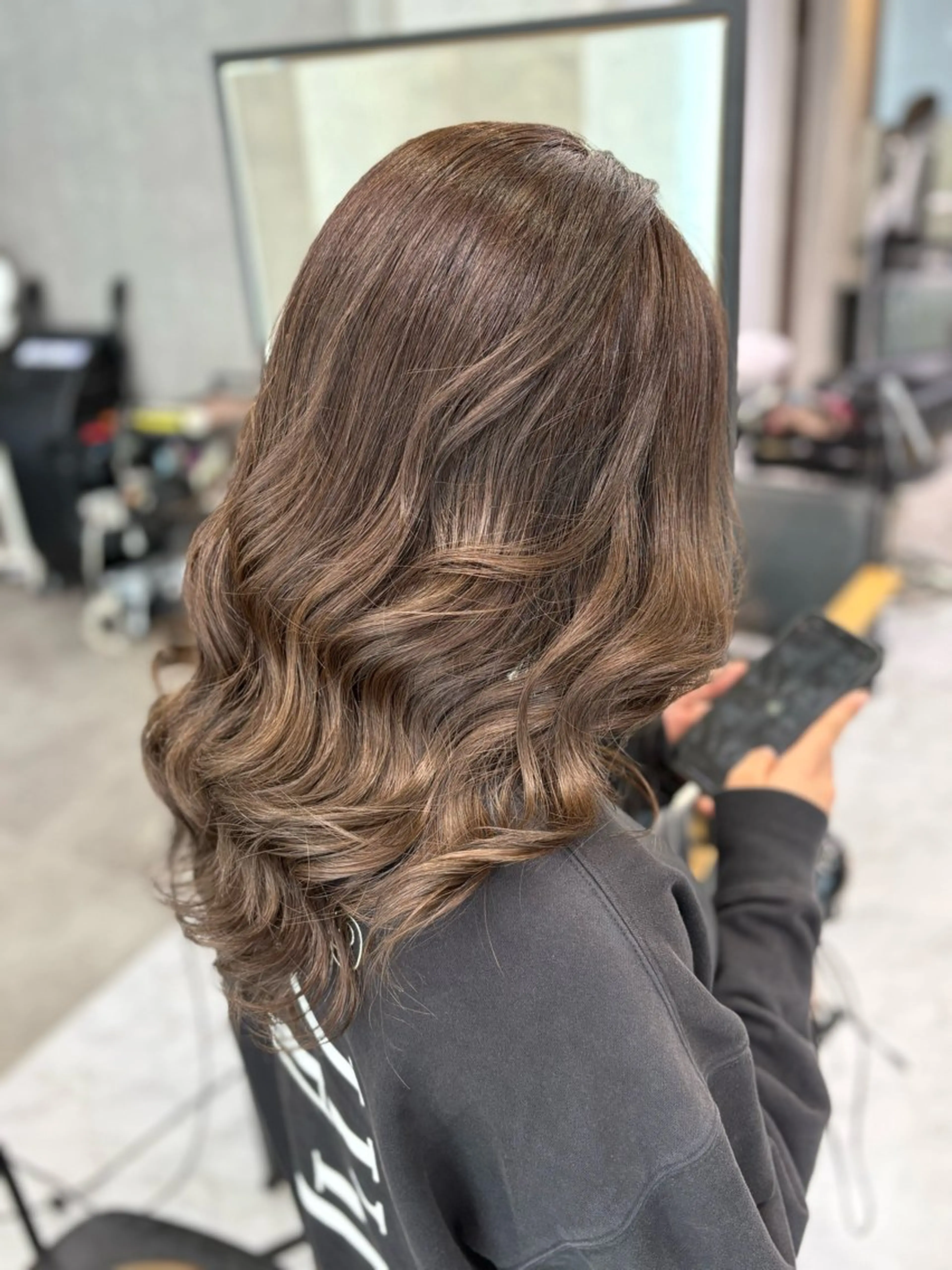 セミロング ヘアカラー RAF RYUTOのヘアスタイル