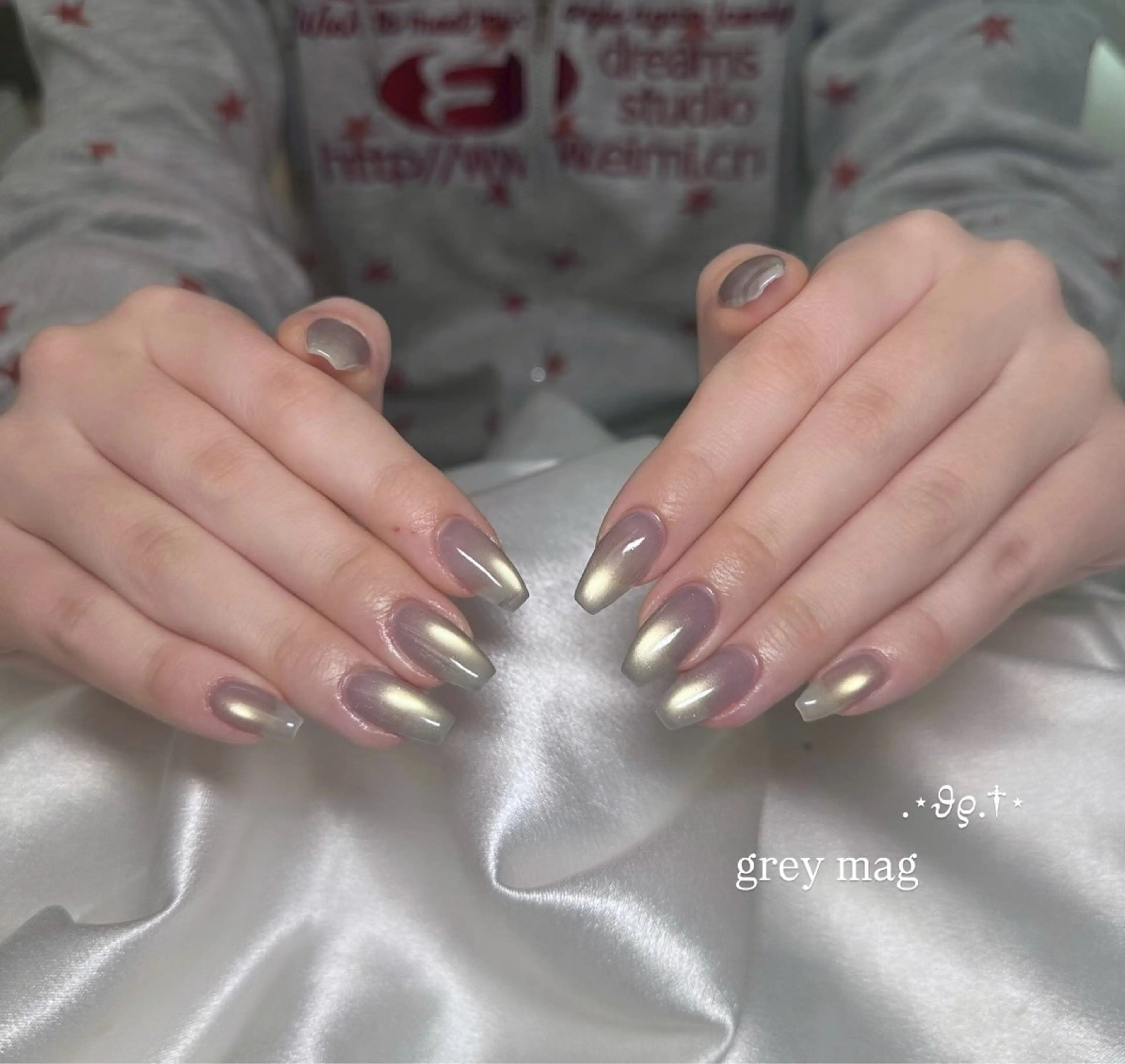 ネイル 韓国ネイル マグネットネイル ワンカラーネイル 春ネイル ハンドネイル Moana Oukaのネイルデザイン