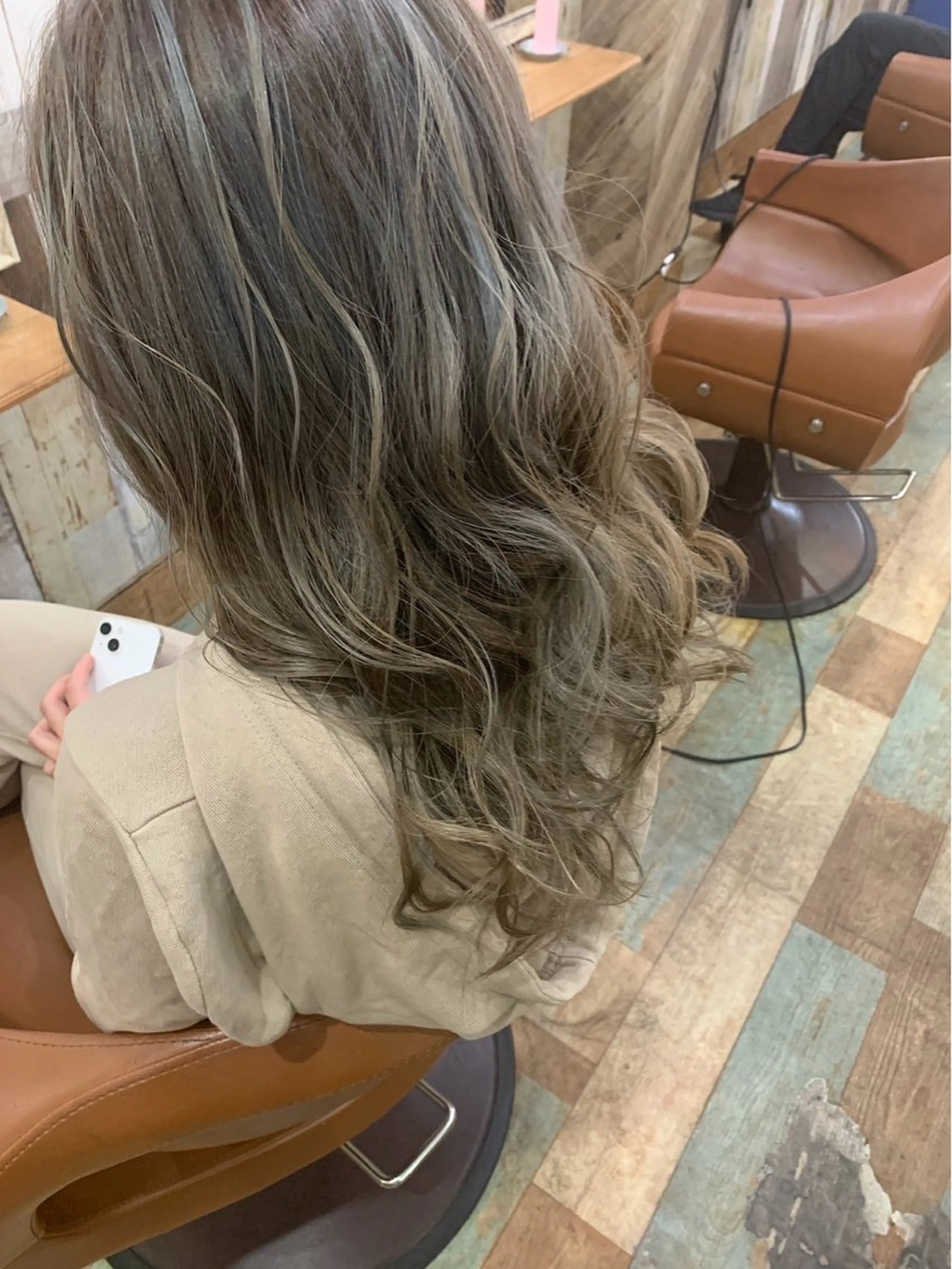 セミロング カラー Hair's RooMのヘアスタイル