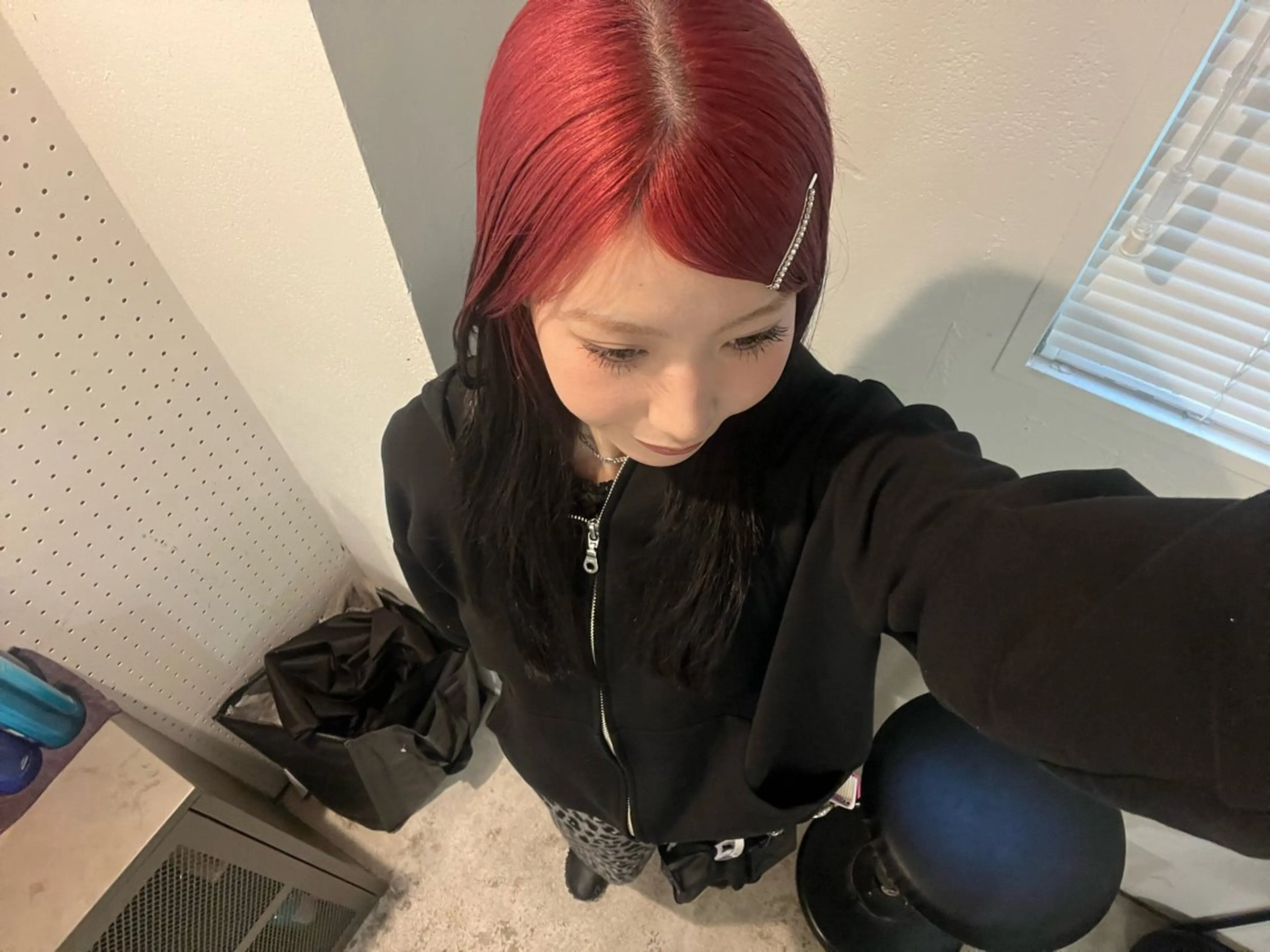 ロング 室屋 鈴音のヘアスタイル