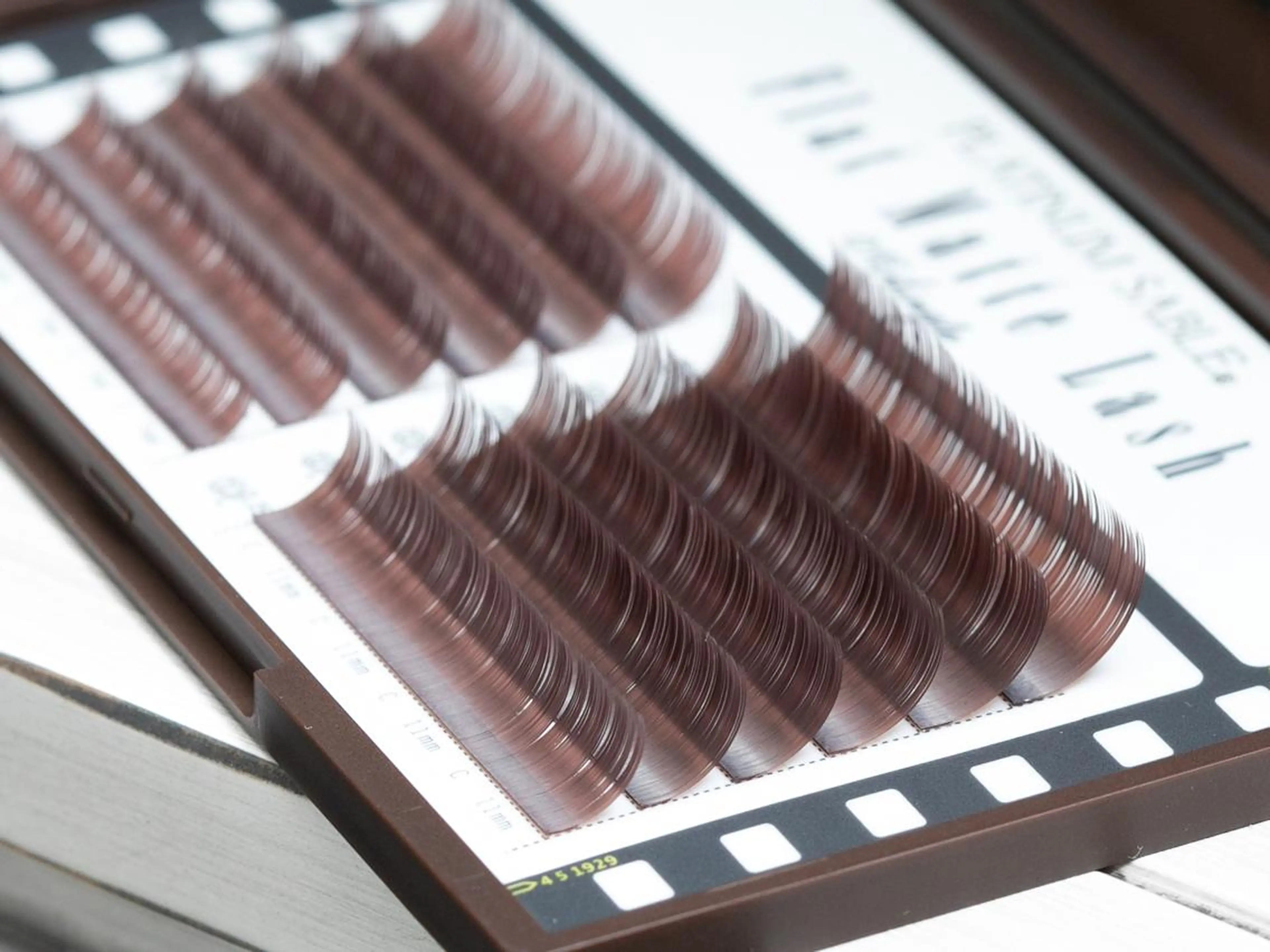 マツエク・マツパ カラーマツエク ビューティーサロンメイリー所属・ビューティーサロン Meilyの眉毛・アイブロウイメージ