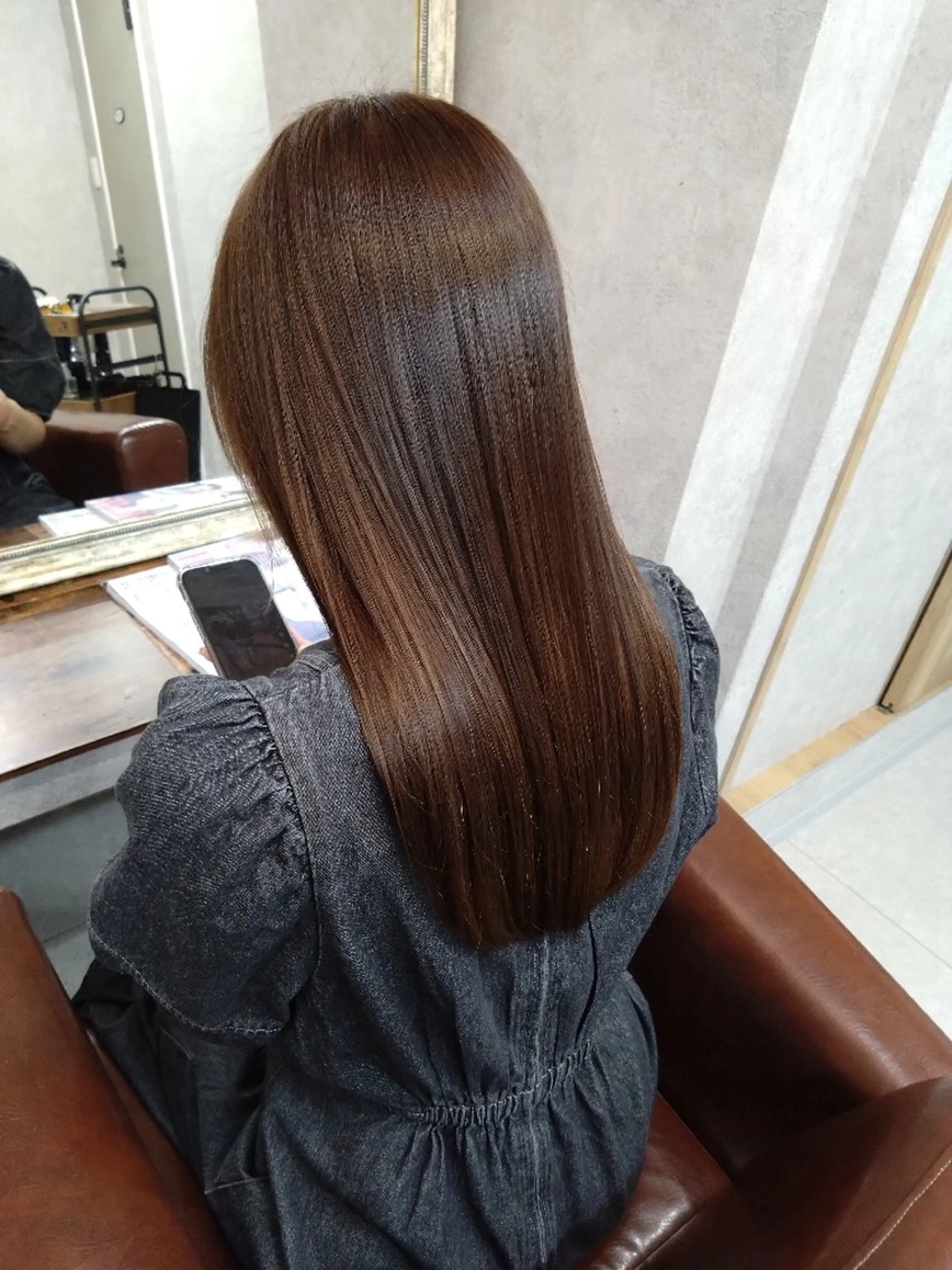ロング 西川 智葉のヘアスタイル