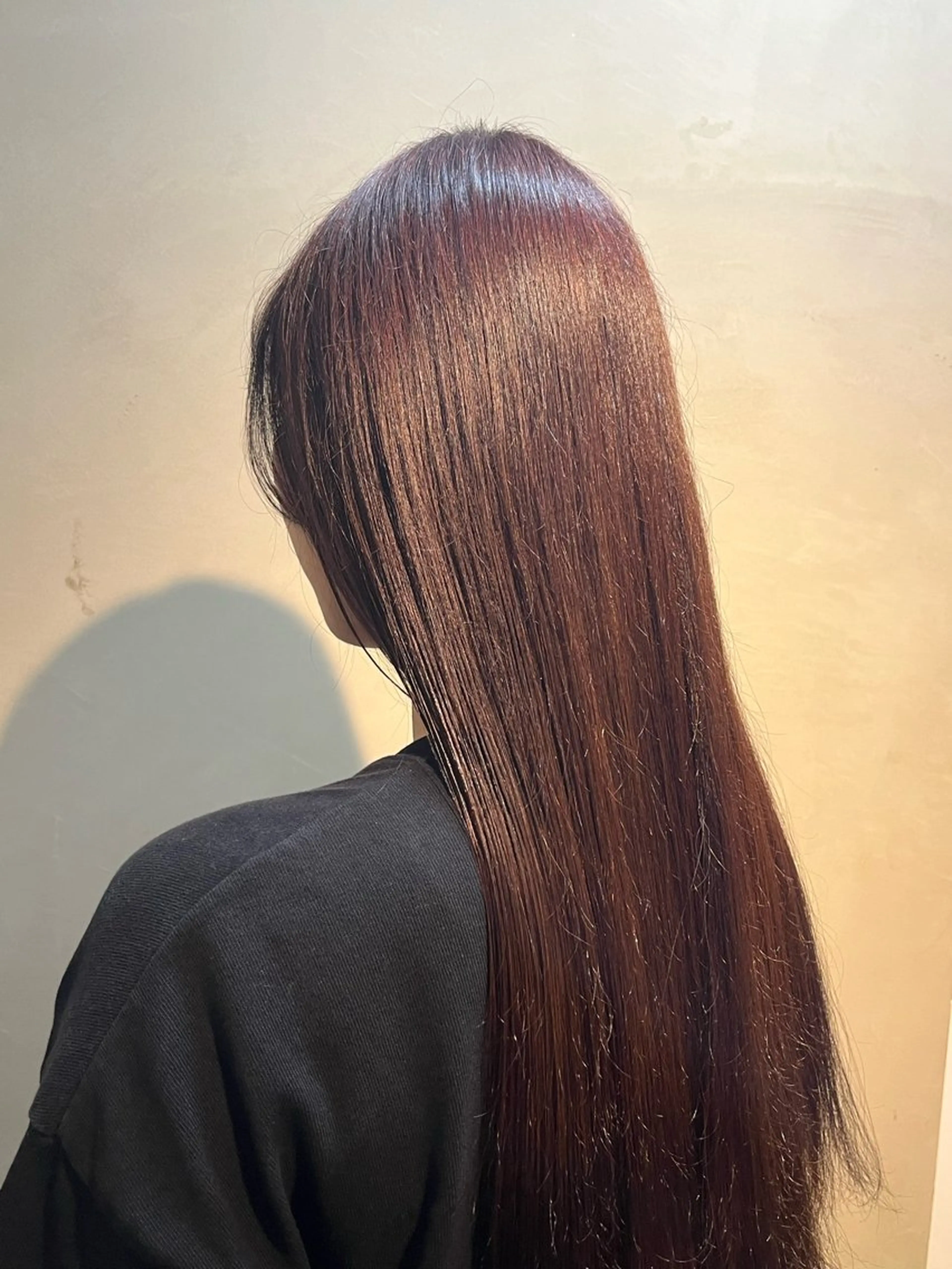 ロング カラー ブラウンカラー ピンクカラー ピンクブラウン 本木下朋花/髪質 改善×ダブルカラーのヘアスタイル