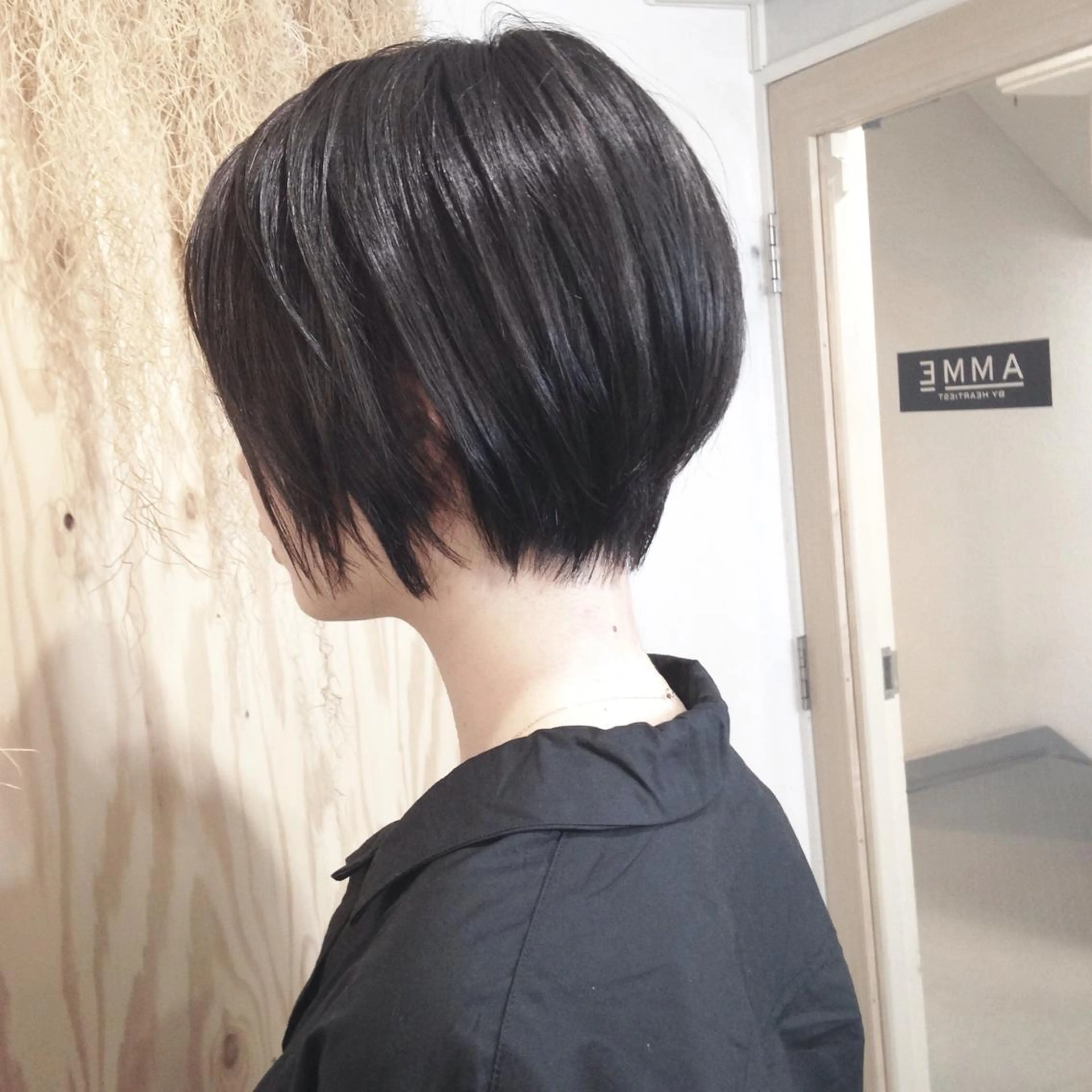 ショート カラー ブルーカラー 💎髪質改善💎 デザイナーshinのヘアスタイル