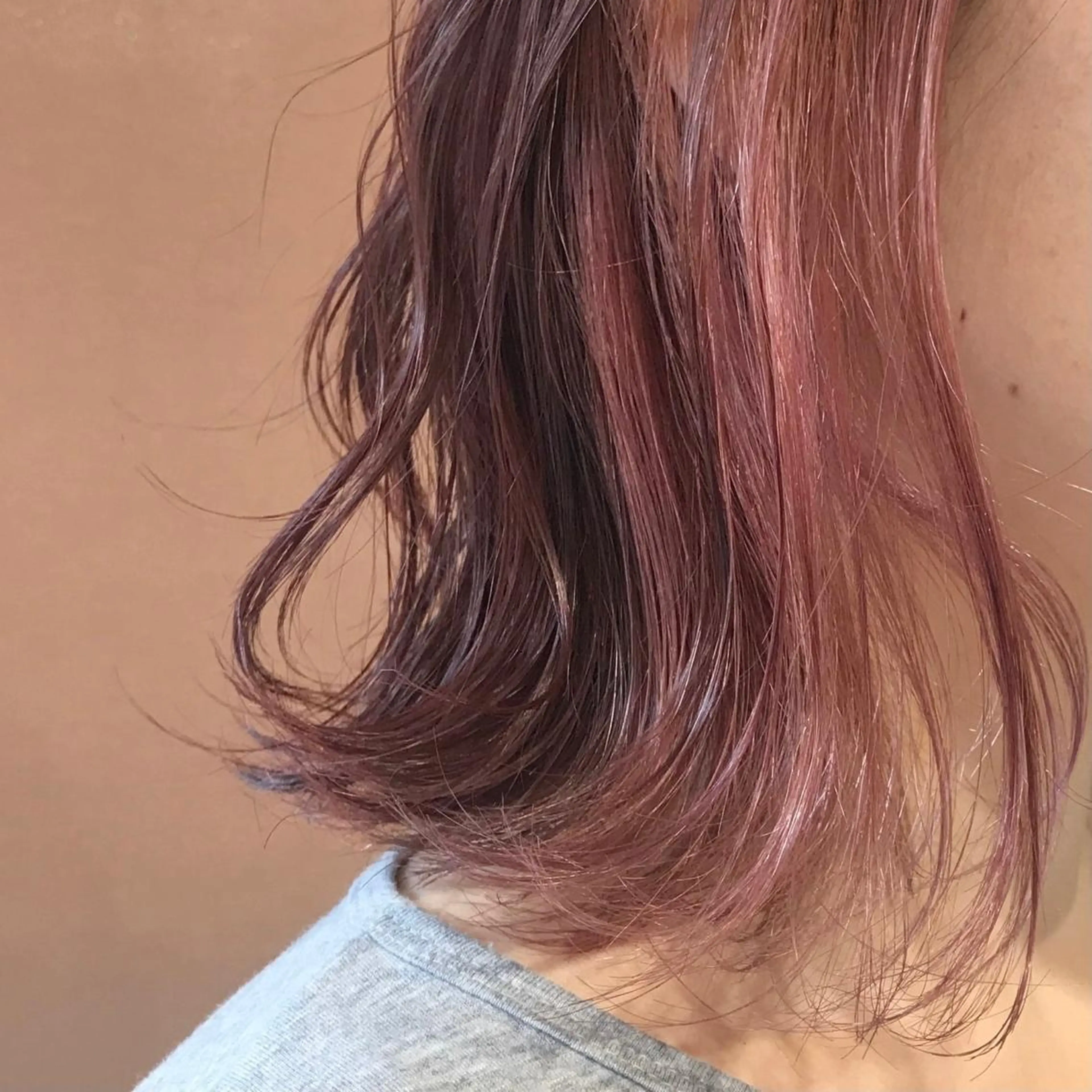 ミディアム カラー インナーカラー ピンクカラー なかまみさと 🌼極上ヘッドスパのヘアスタイル