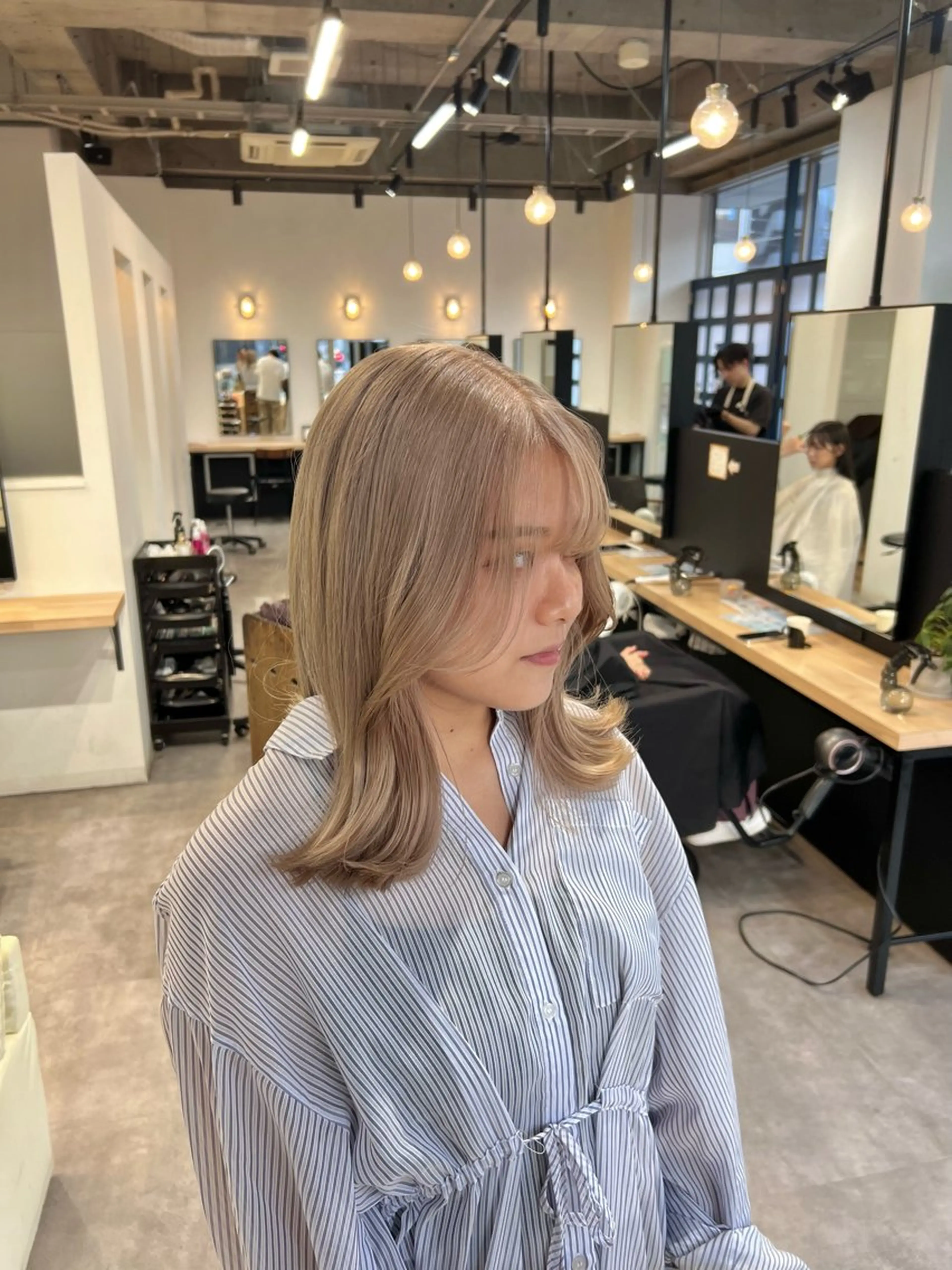 セミロング Shu🐻‍❄️ / giinii 横浜のヘアスタイル