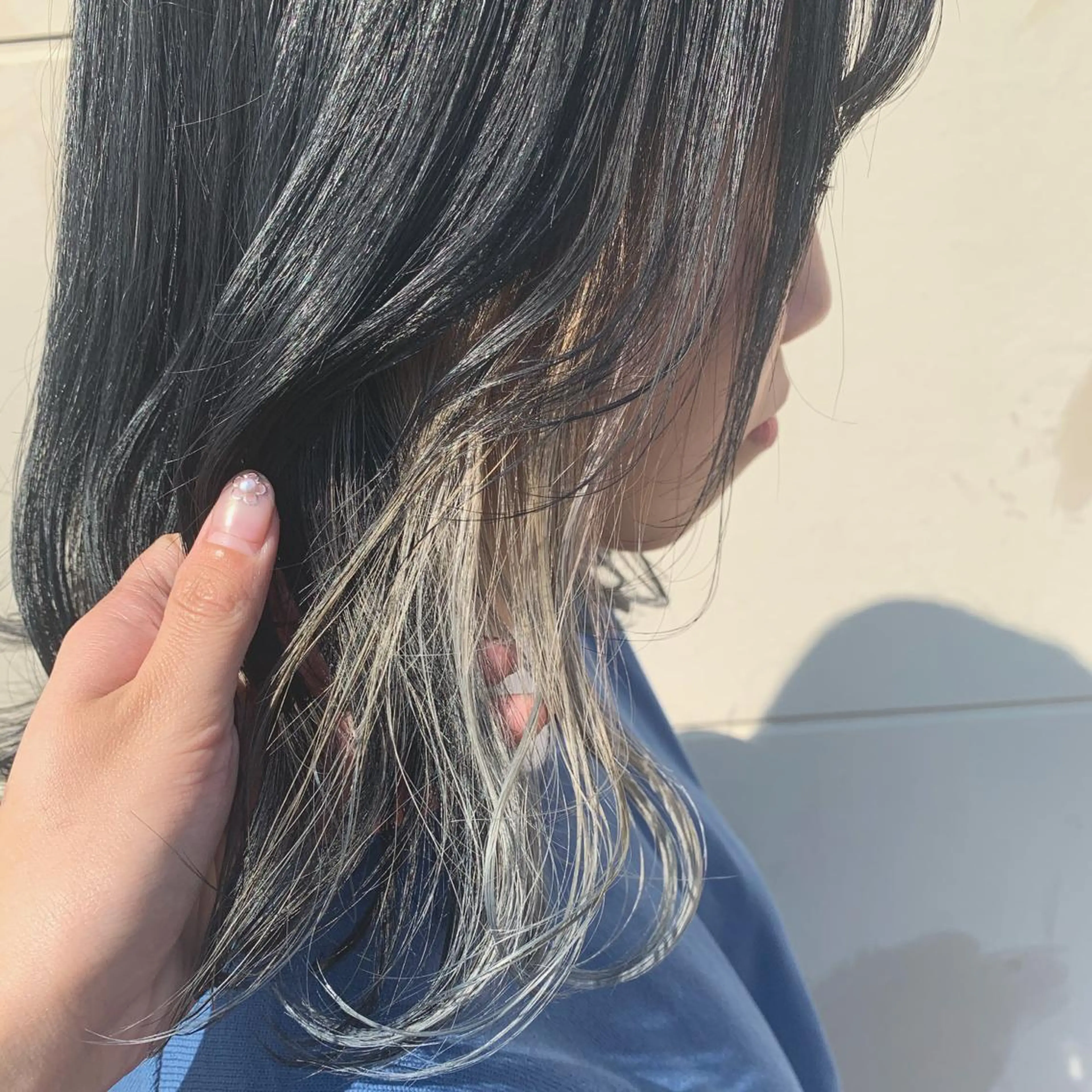 ミディアム カラー VANCOUNCIL 清須店所属・齊藤 衣梨佳のヘアスタイル