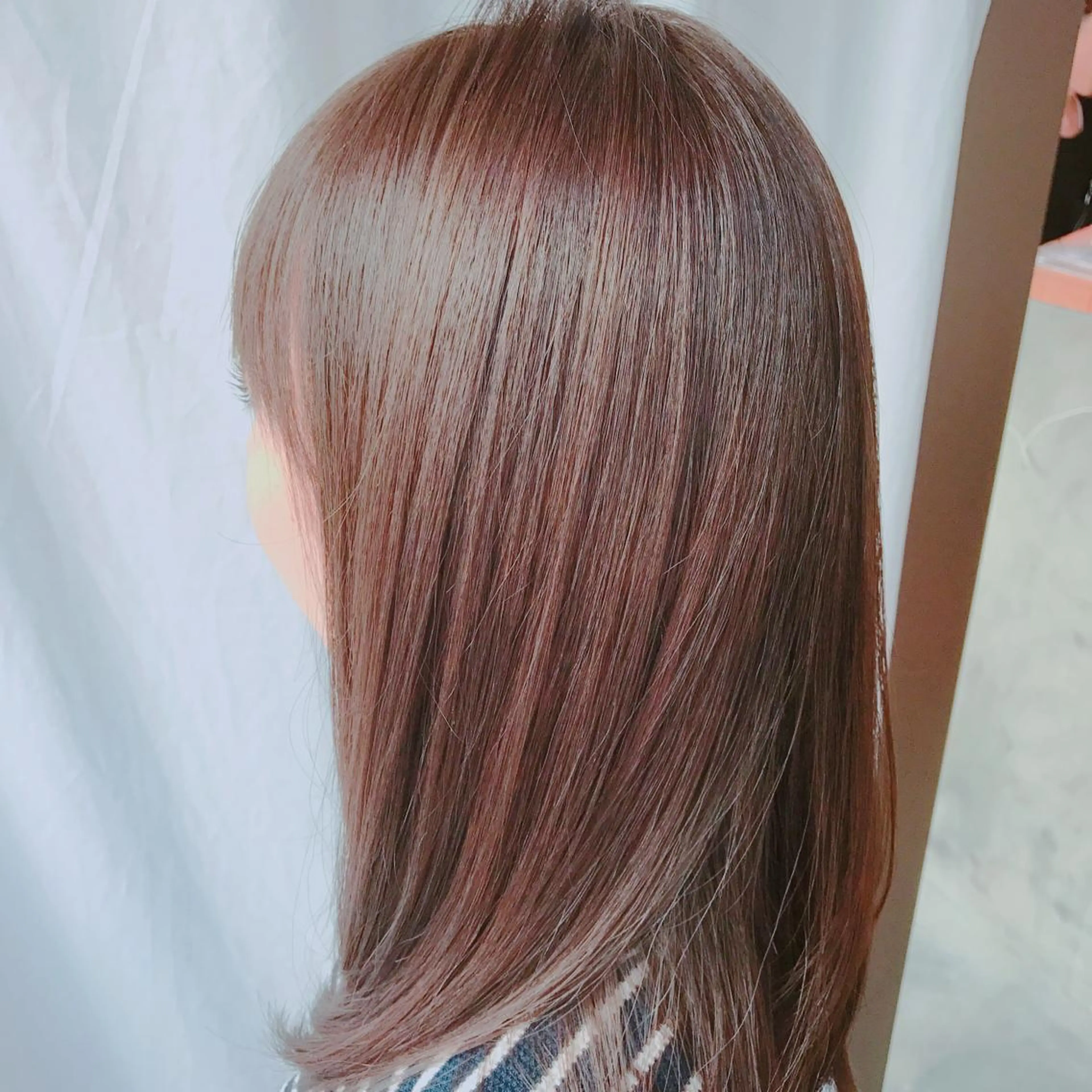 セミロング カラー イルミナカラー 🌈限定価格🌈 鈴木　瑛輔のヘアスタイル