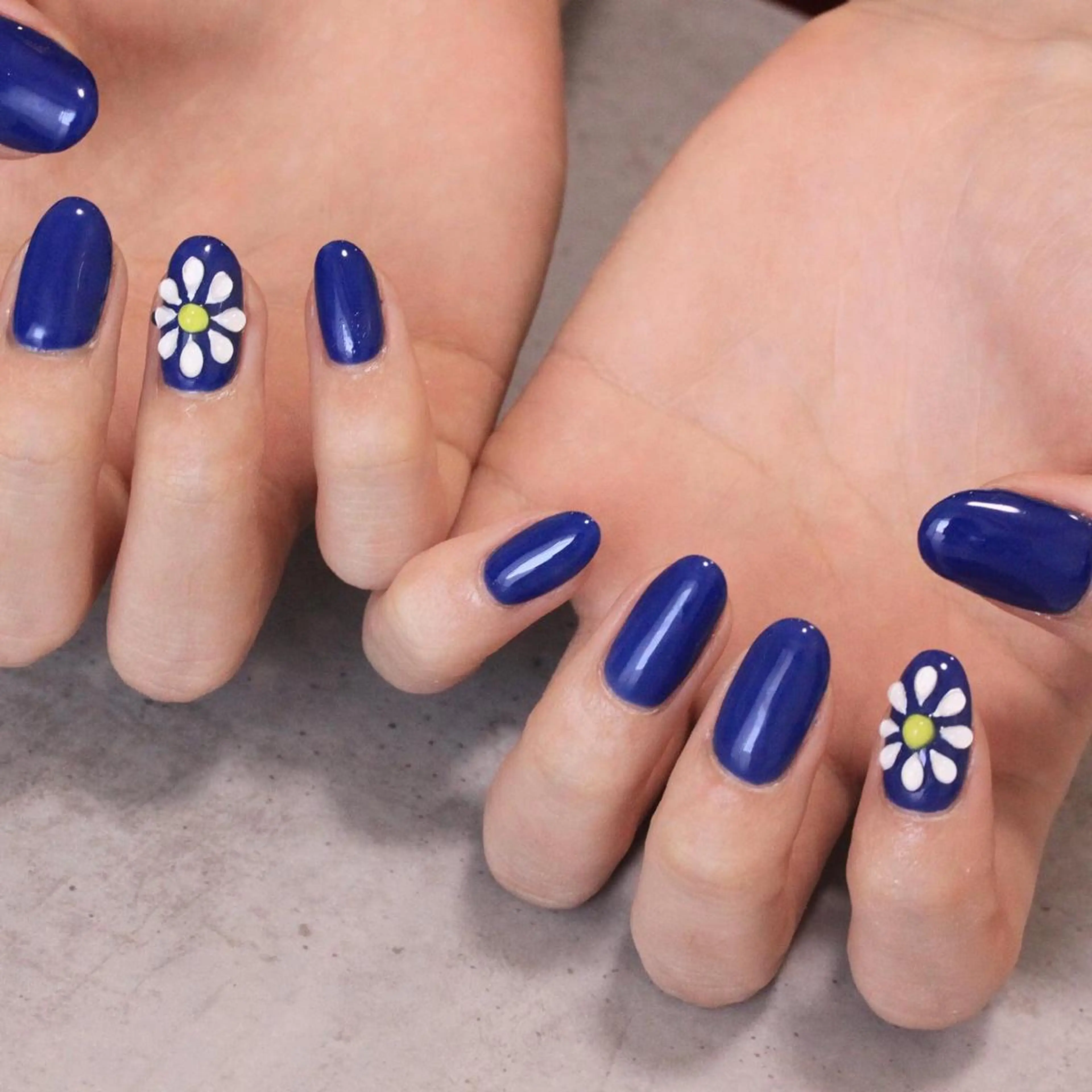 ネイル Elio所属・Elio 国泰寺のネイルデザイン