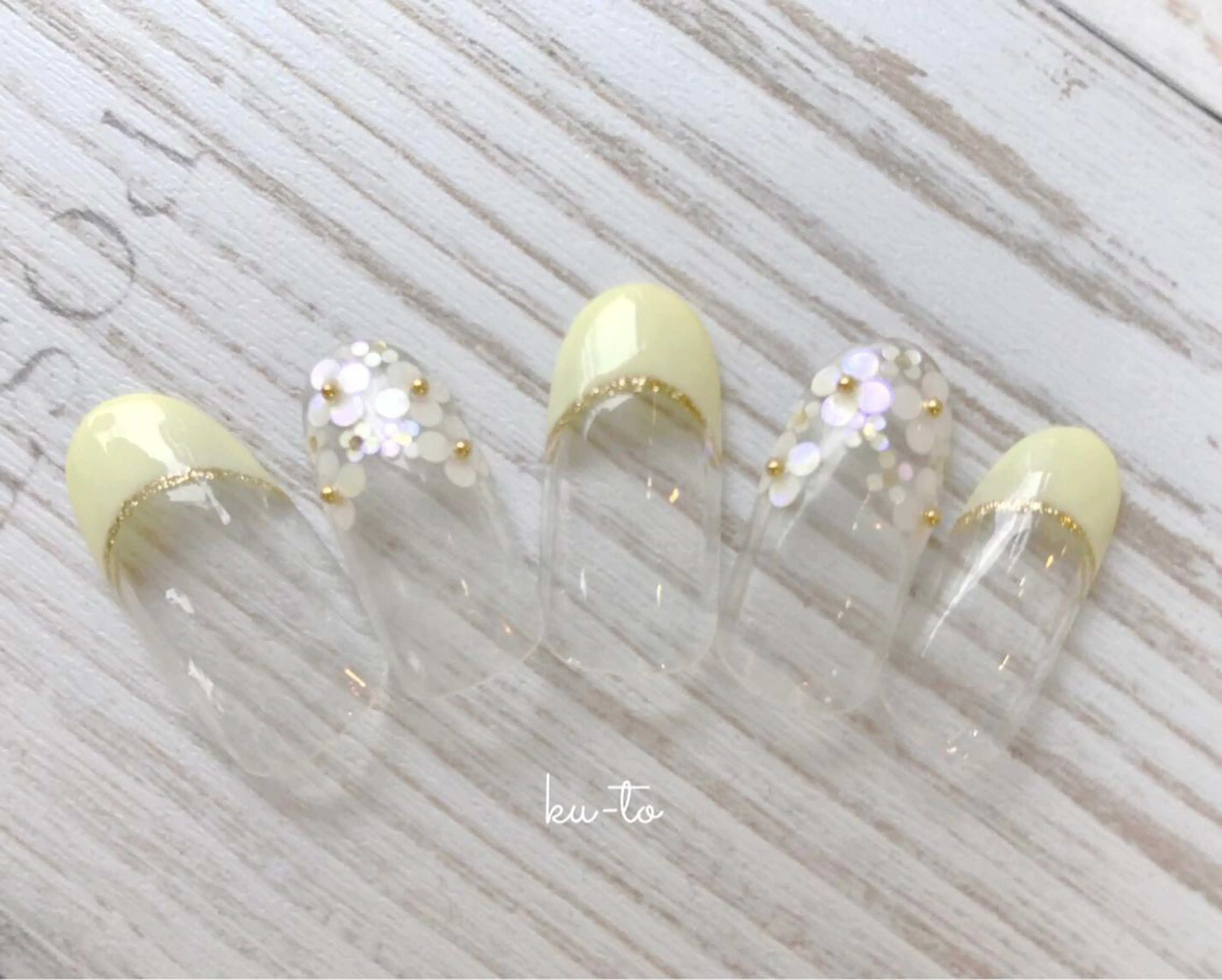 ネイル ku-to所属・林 志帆子【en2号店】のマツエク・マツパデザイン