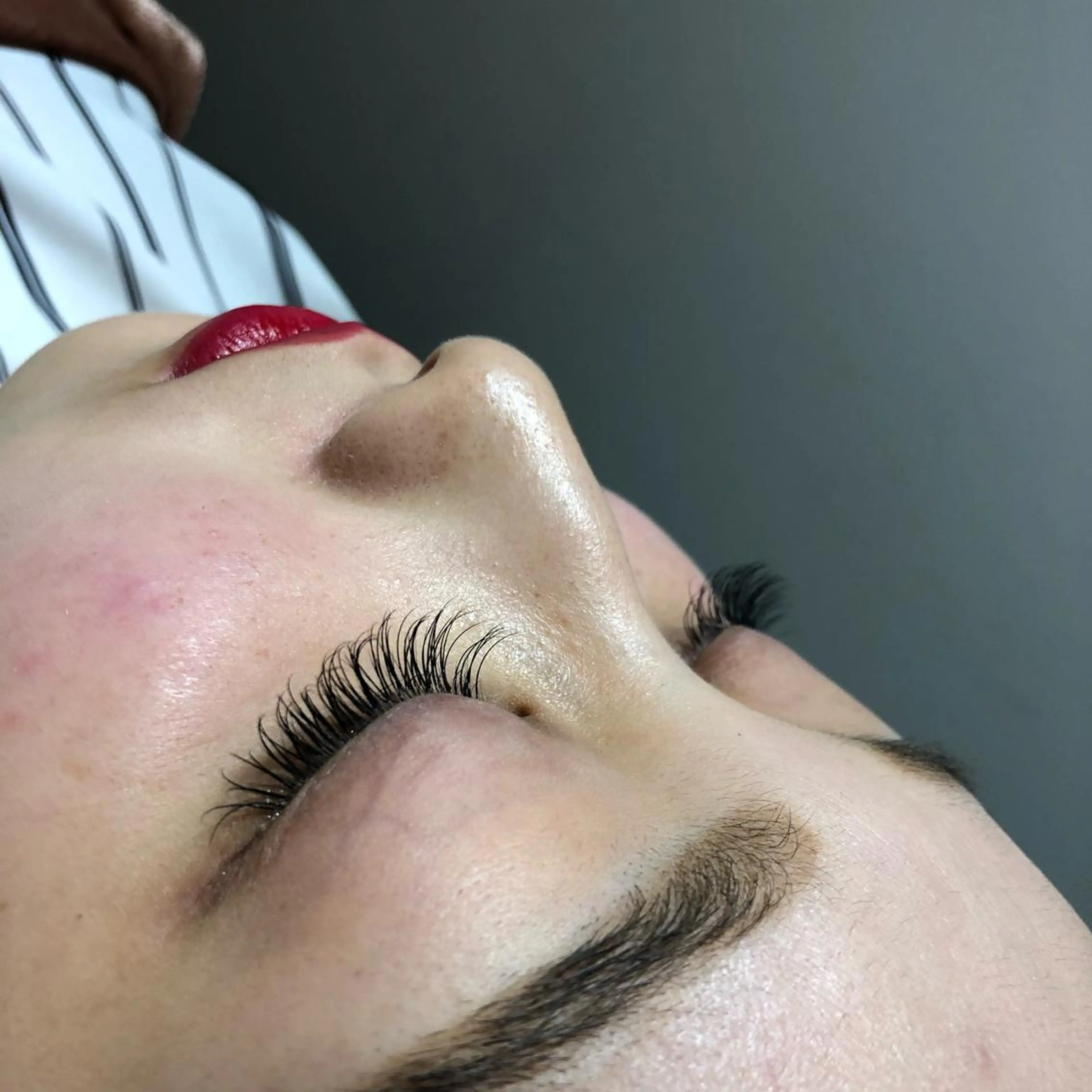 マツエク・マツパ VIEWユリナ メイク/ カットのヘアスタイル