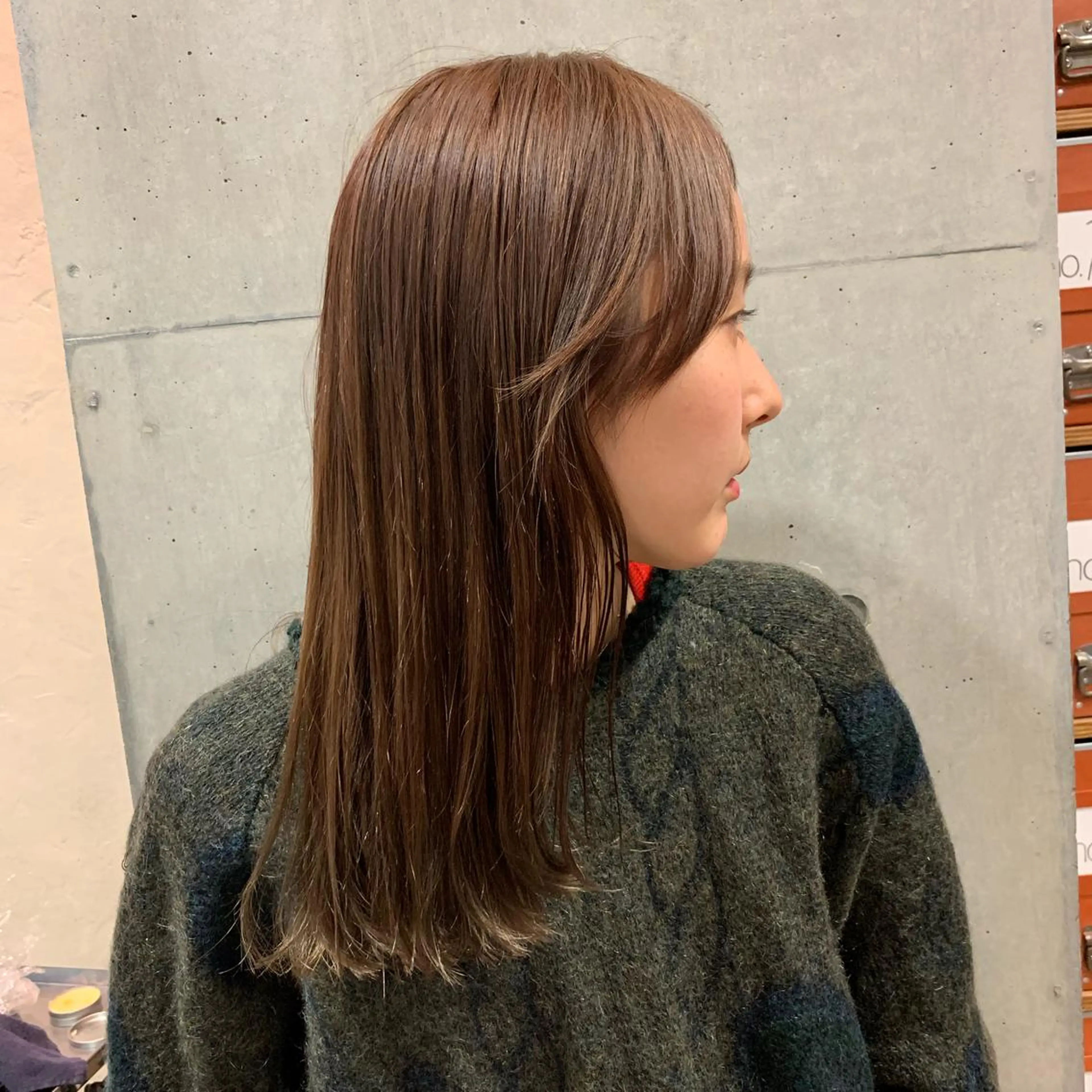 セミロング ヘアカラー 佐藤 純生のヘアスタイル