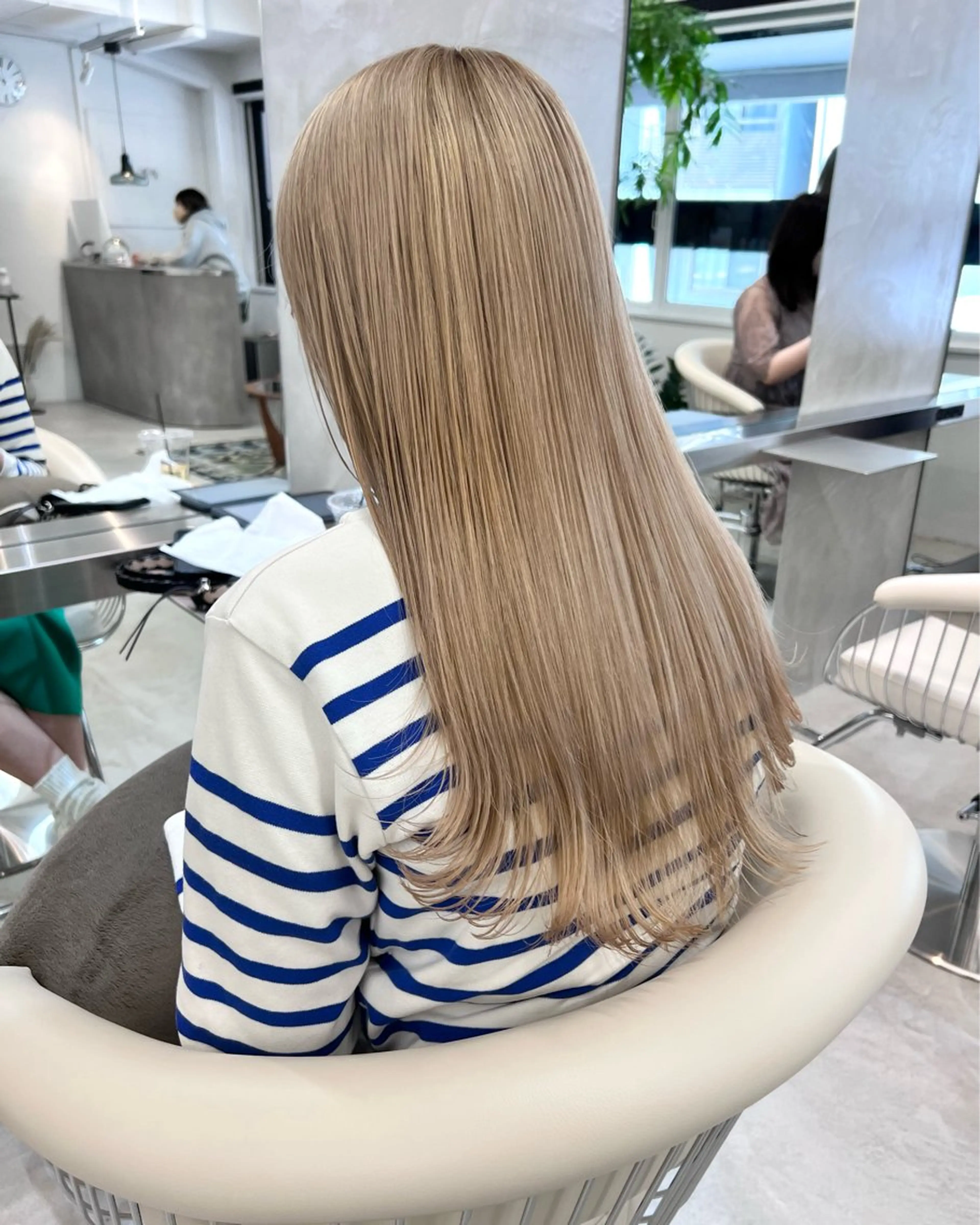 ロング カラー カット ヘアカラー トリートメント 樫原裕二 /柔らかいカラーのヘアスタイル