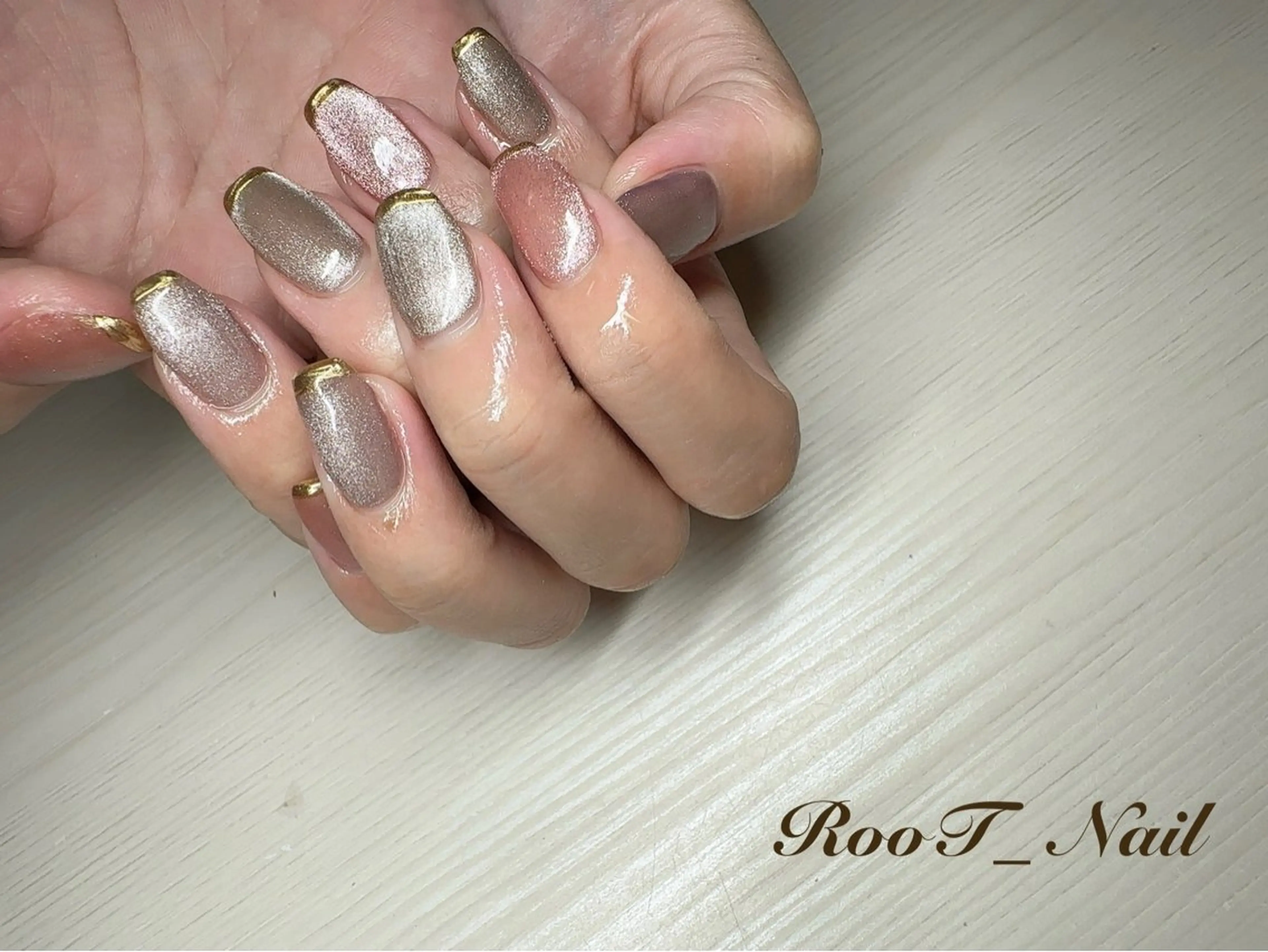 ネイル マグネットネイル ハンドネイル RooT Nailのネイルデザイン
