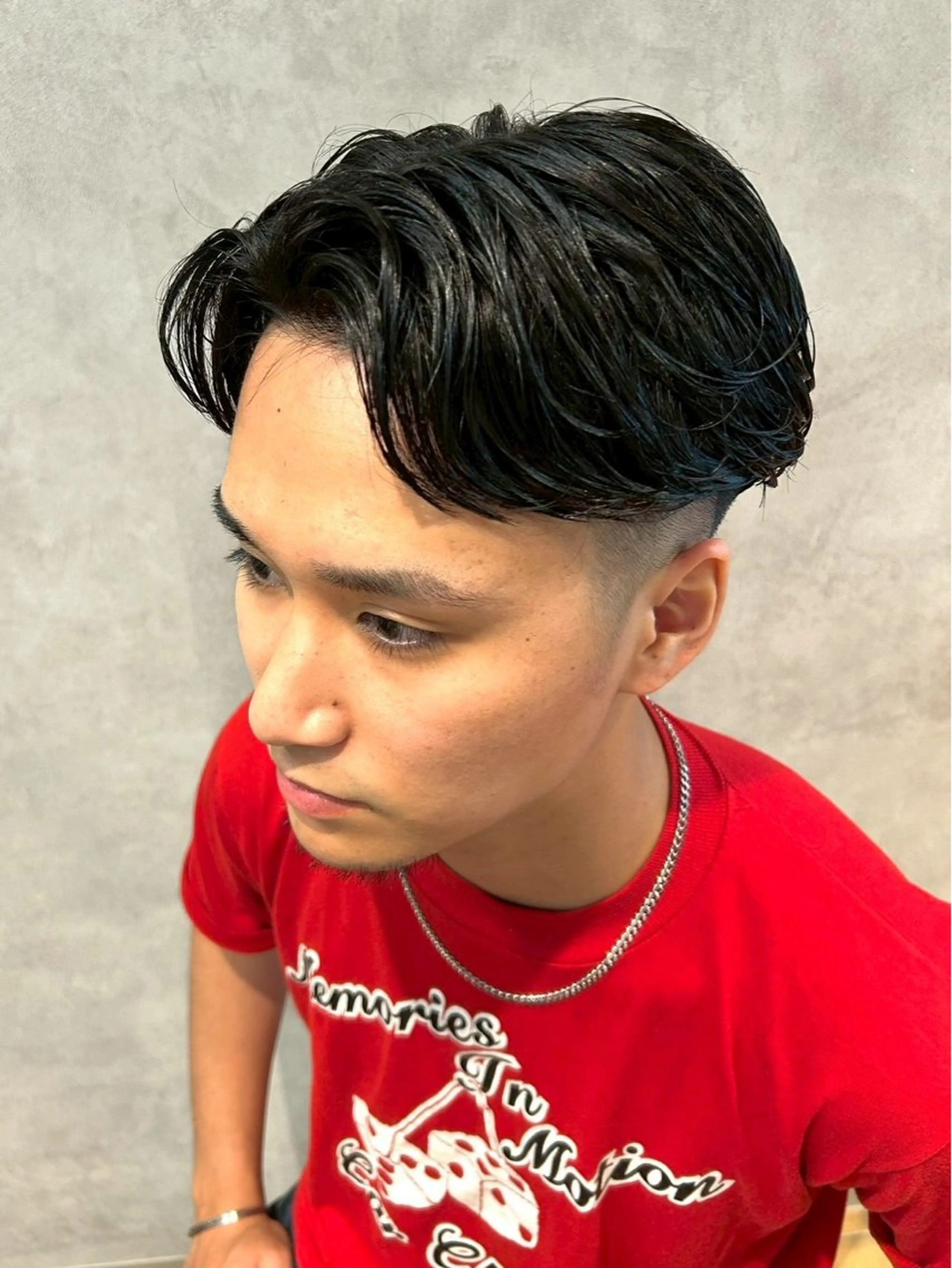 パーマ メンズ カット パーマ トリートメント メンズ/ハイトーン 【yoshiki】のヘアスタイル