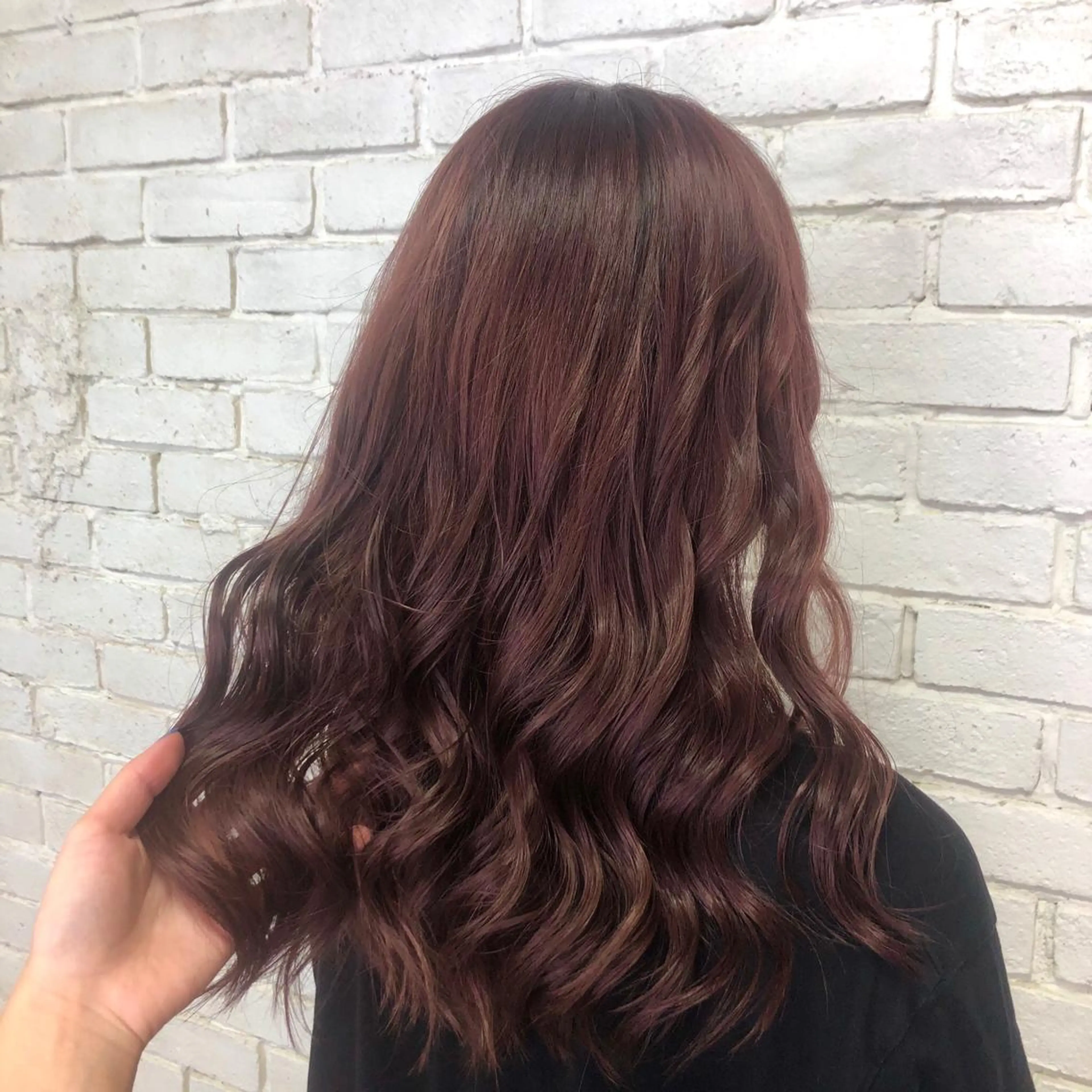 カラー 艶ハイトーン👑♡ NATSUKIのヘアスタイル
