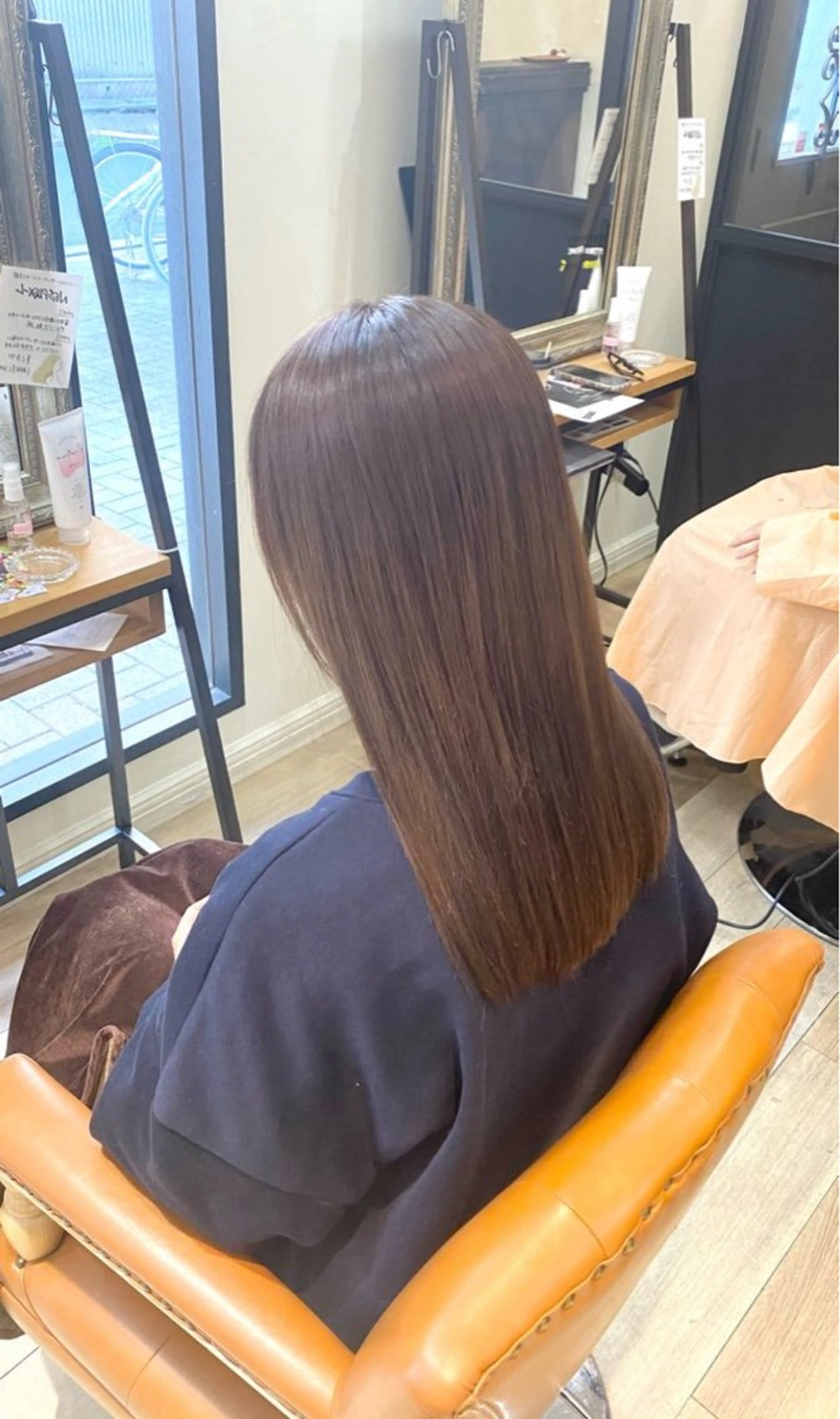 ロング カラー オリーブカラー ヘアカラー トリートメント 松尾 遥花のヘアスタイル