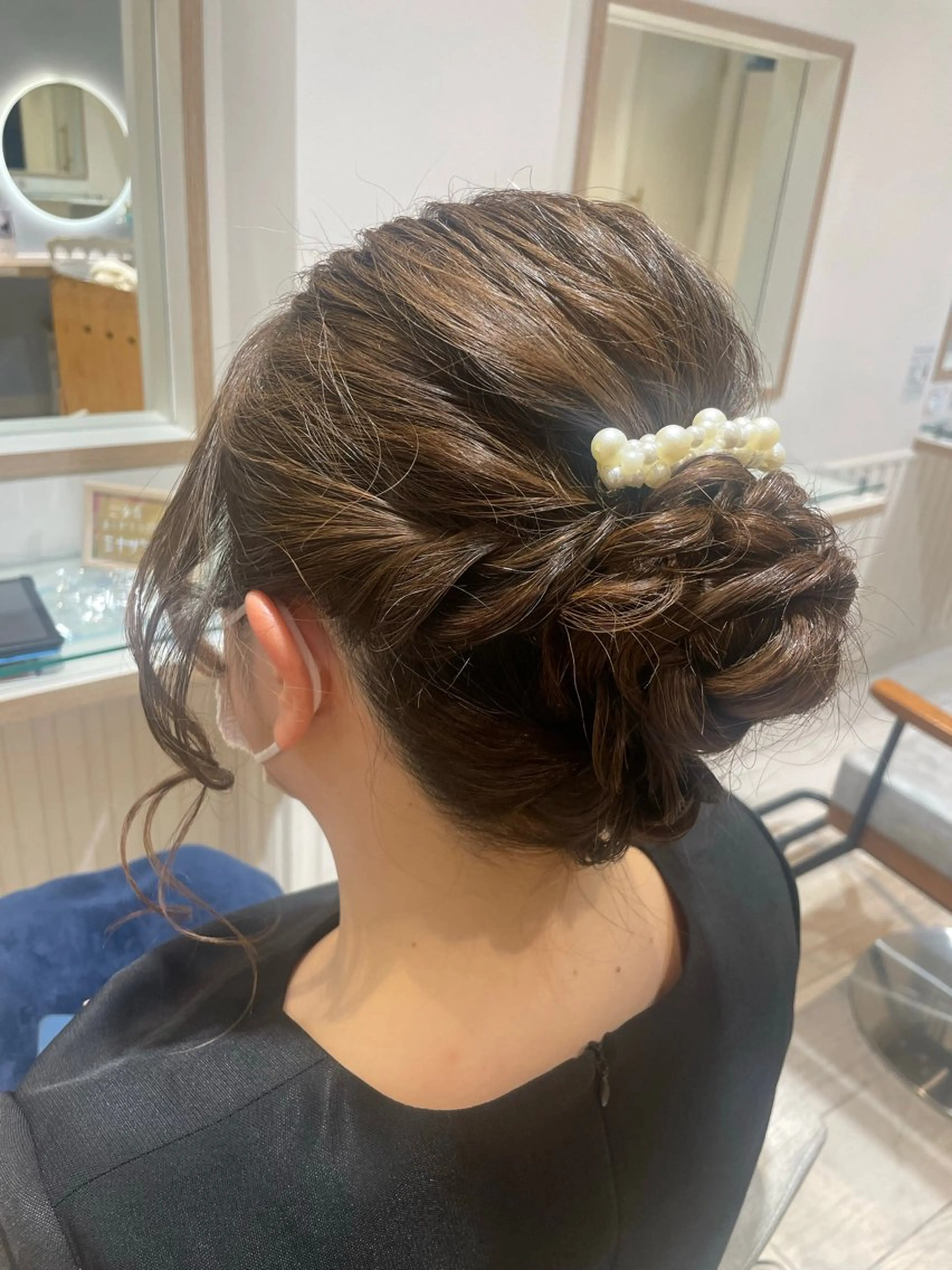 セミロング ヘアアレンジ ヘアセット 大川 夏実のヘアスタイル