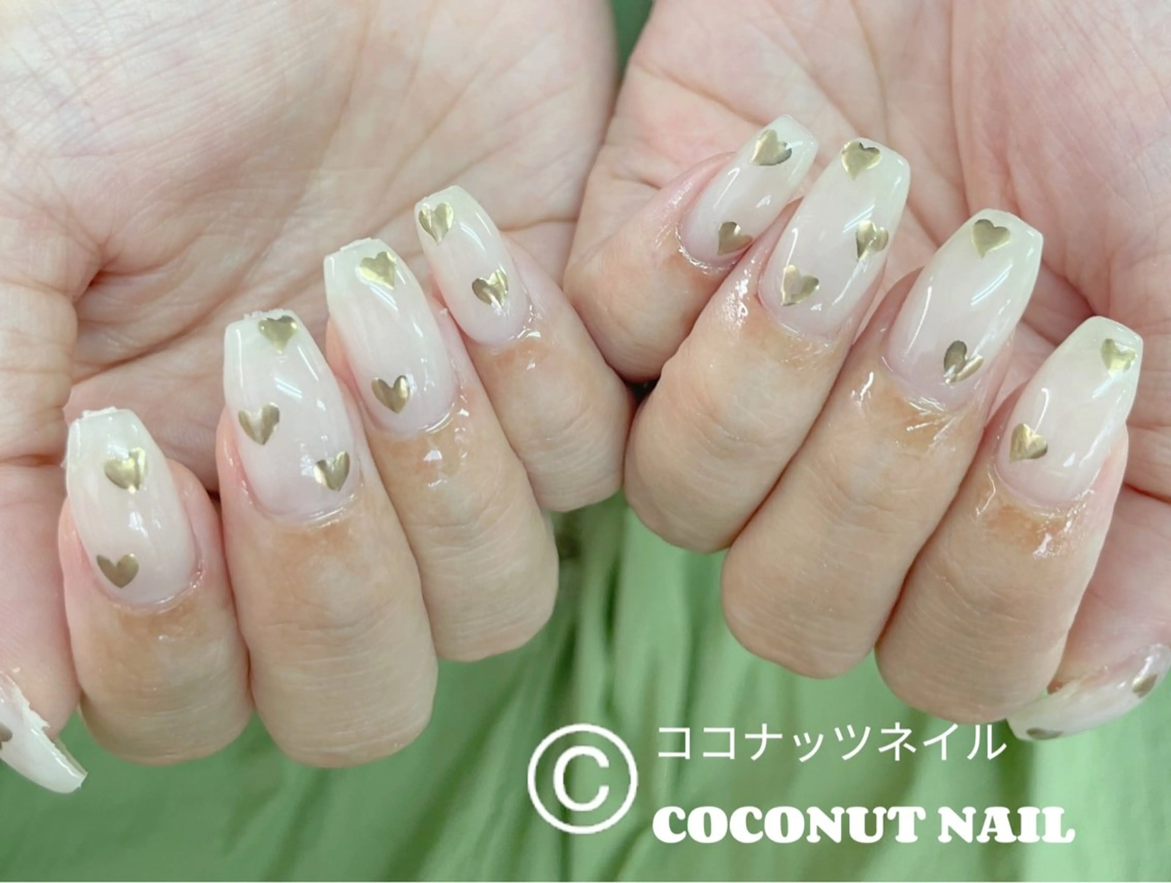 ネイル べっ甲ネイル フレンチネイル キラキラネイル マグネットネイル 大理石ネイル(マーブル) ハンドネイル 神田 ココナッツのネイルデザイン
