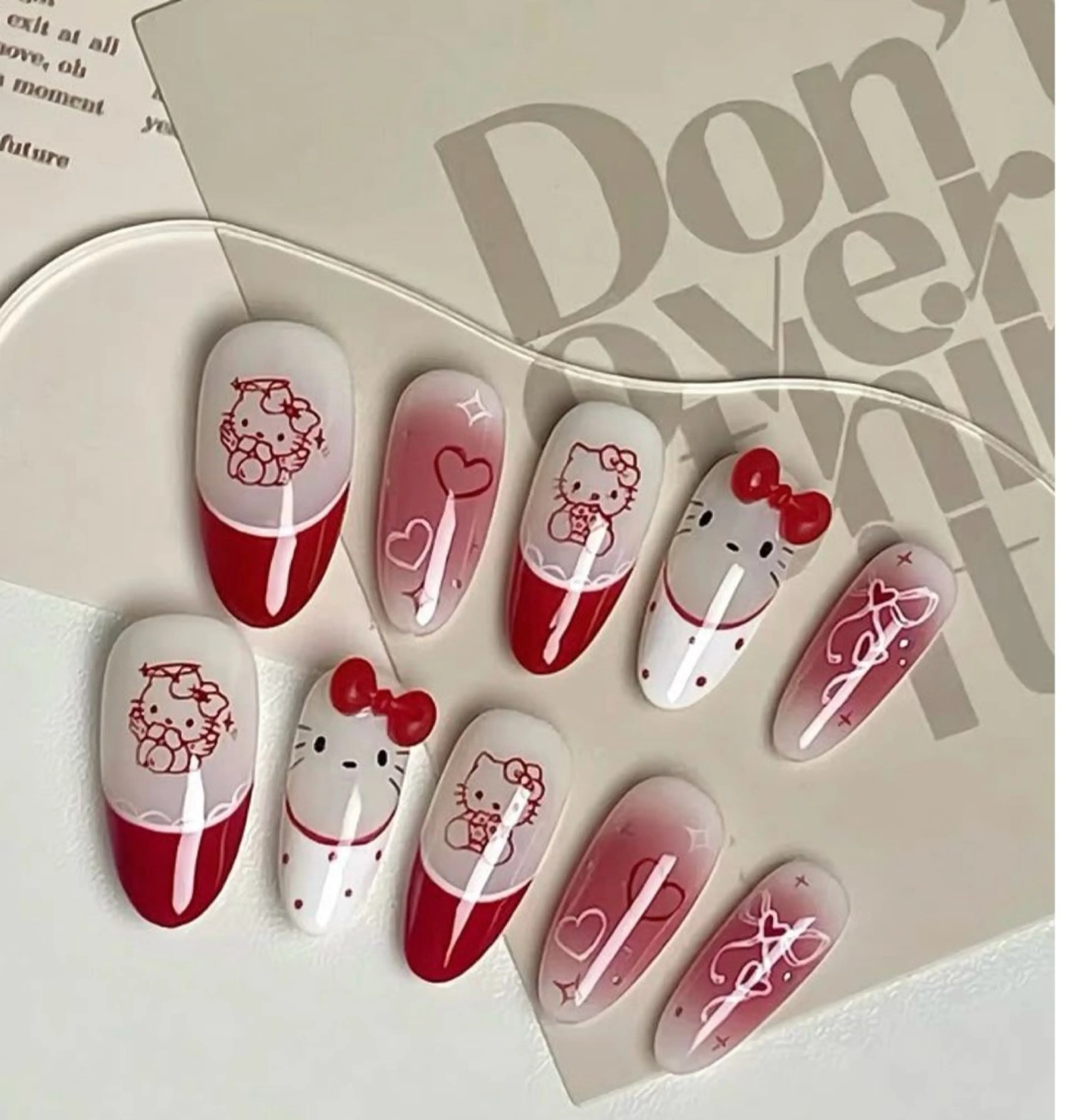 ネイル チークネイル フットネイル グラデーション 韓国ネイル 持ち込み ハンドネイル フットネイル ハンドケア YURI Nail Narita所属・YURI Nail NARITAのネイルデザイン