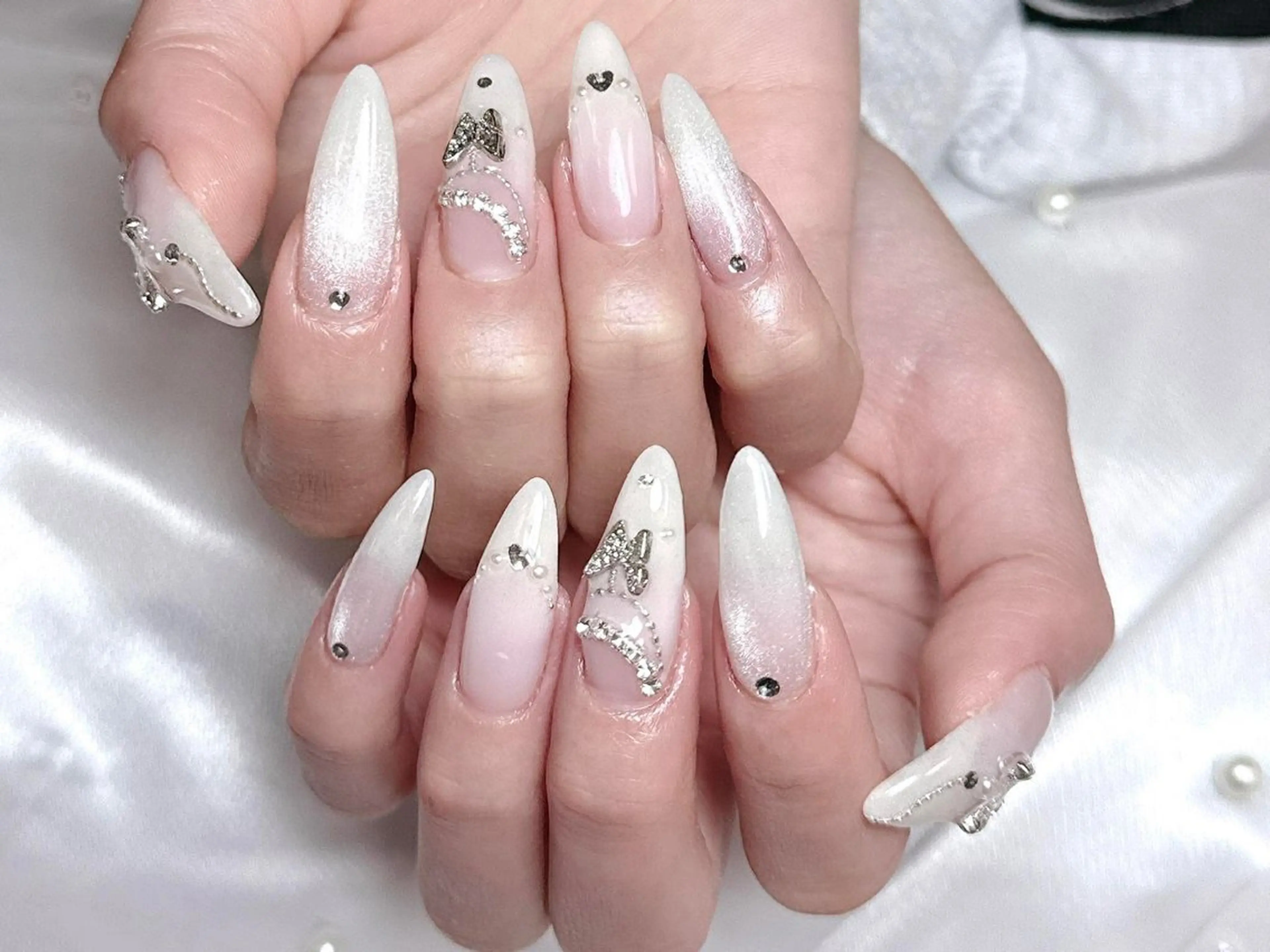 ネイル チークネイル フレンチネイル グラデーション マグネットネイル ミラーネイル ハンドネイル VP nail 新大久保所属・sorako nailのネイルデザイン