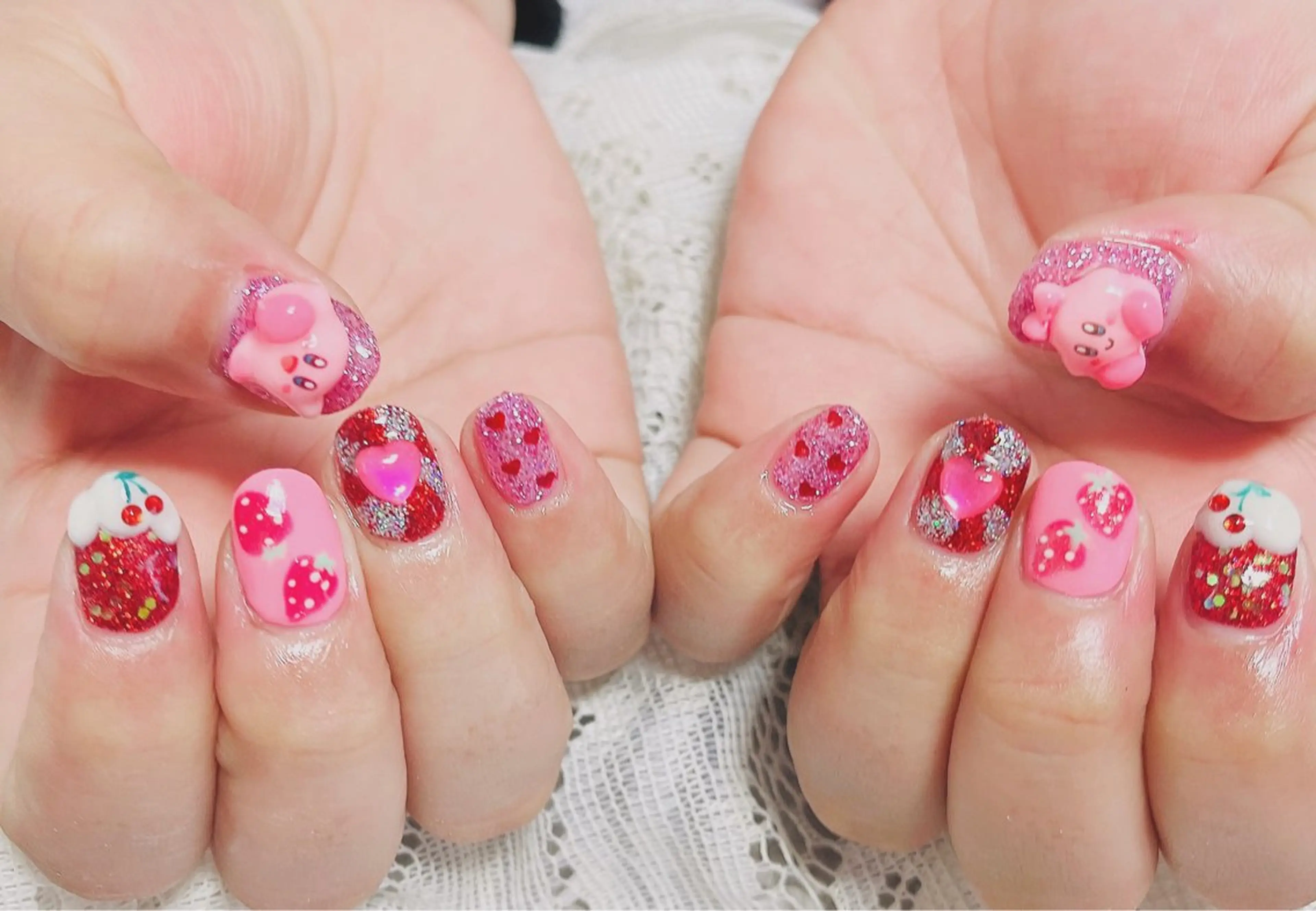 ネイル アートネイル 持ち込み ピンク ハンドネイル ハンドケア Felice所属・ベテランネイル cnc nailのネイルデザイン