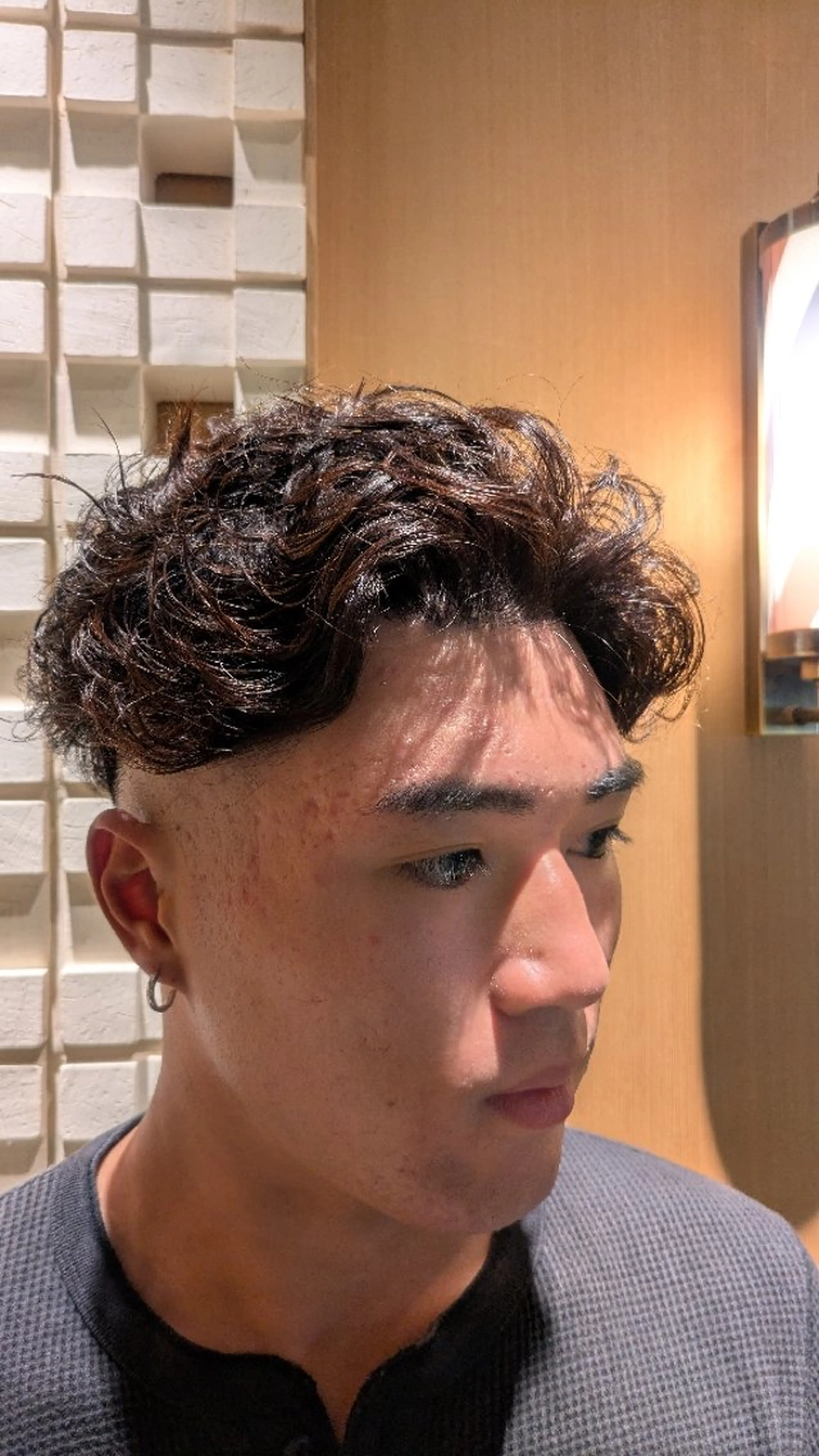 ミディアム パーマ 髙司 哲伸のヘアスタイル